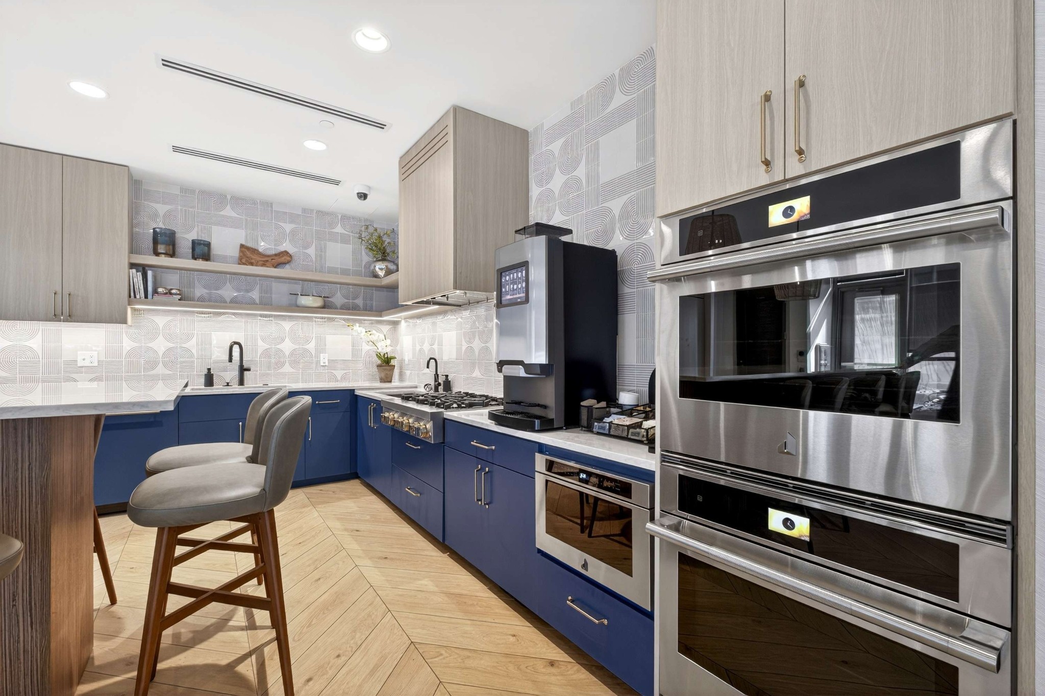 1212 Laurel St Unit: 1312