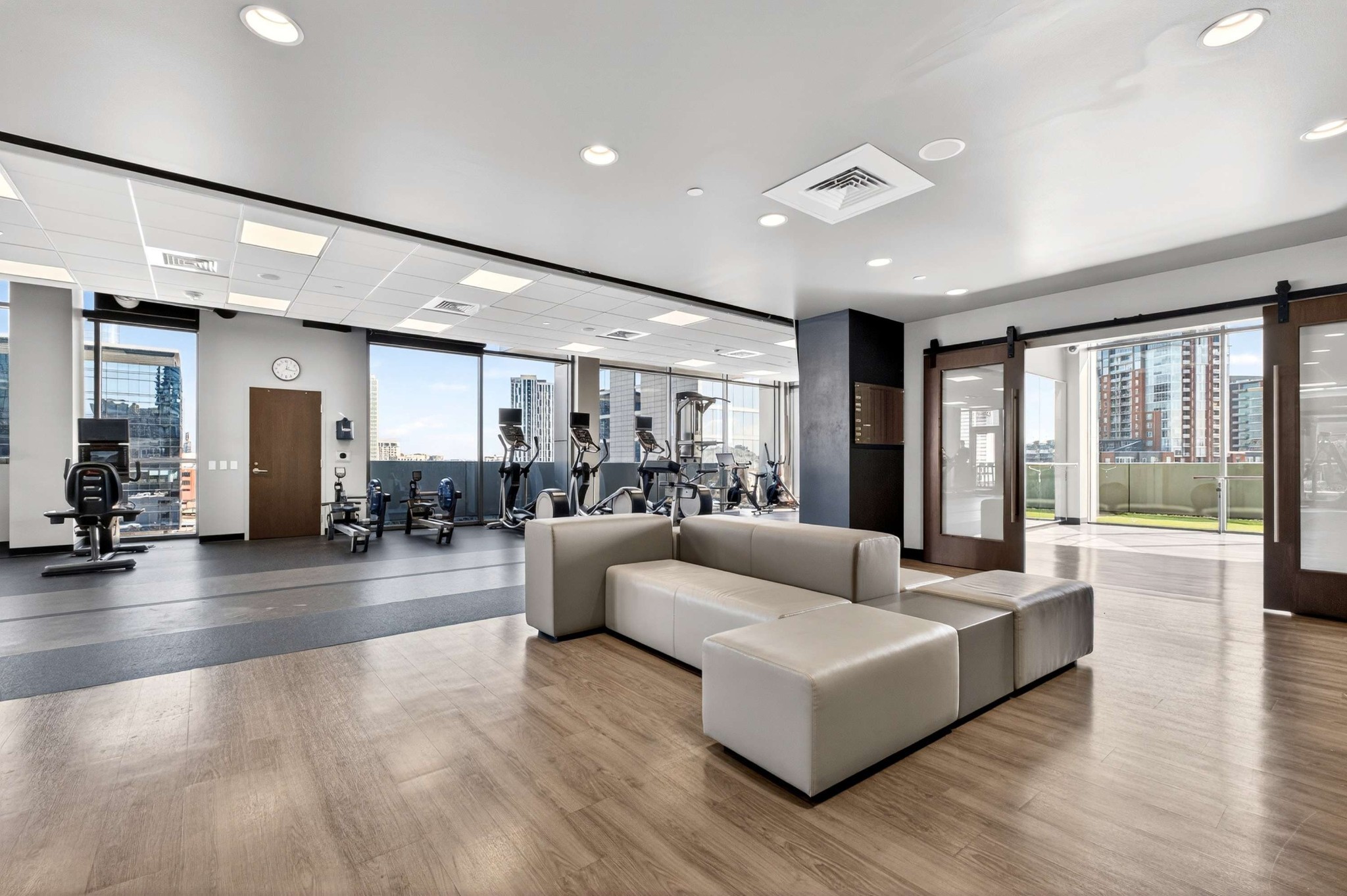 1212 Laurel St Unit: 1312