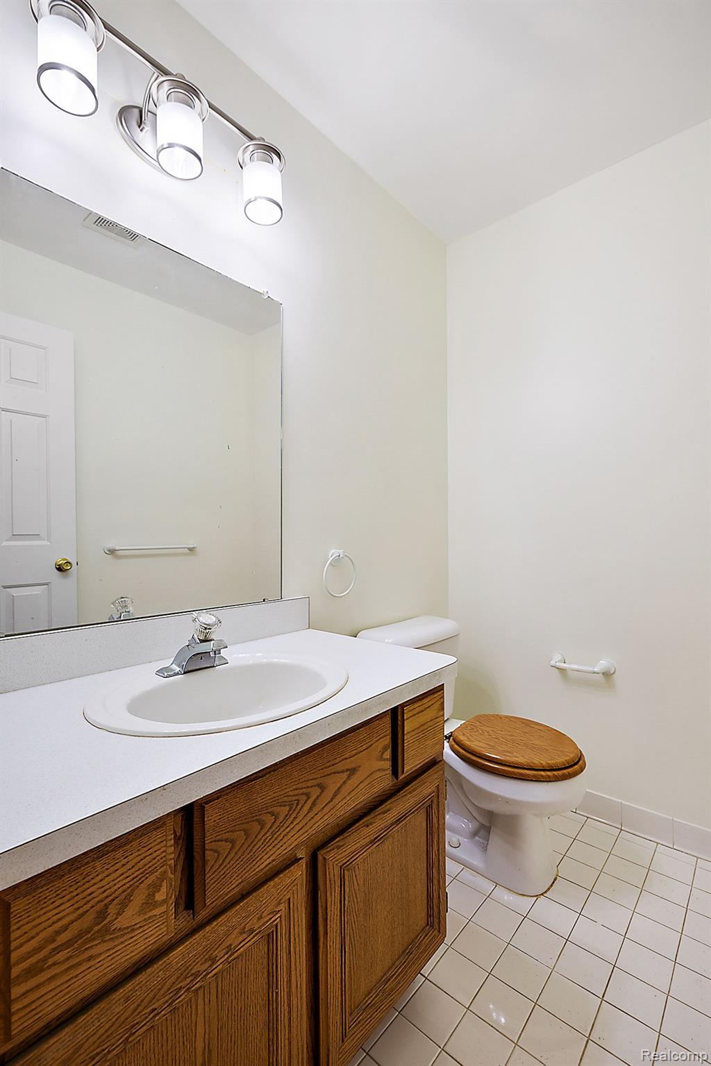 17517 SILVER MAPLE Drive