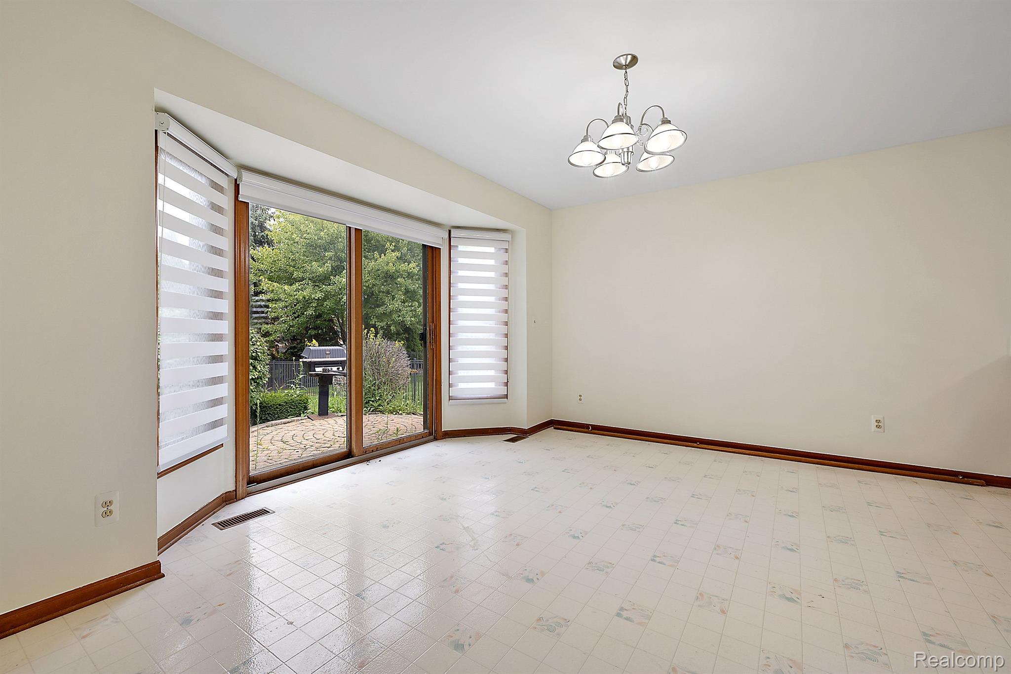 17517 SILVER MAPLE Drive