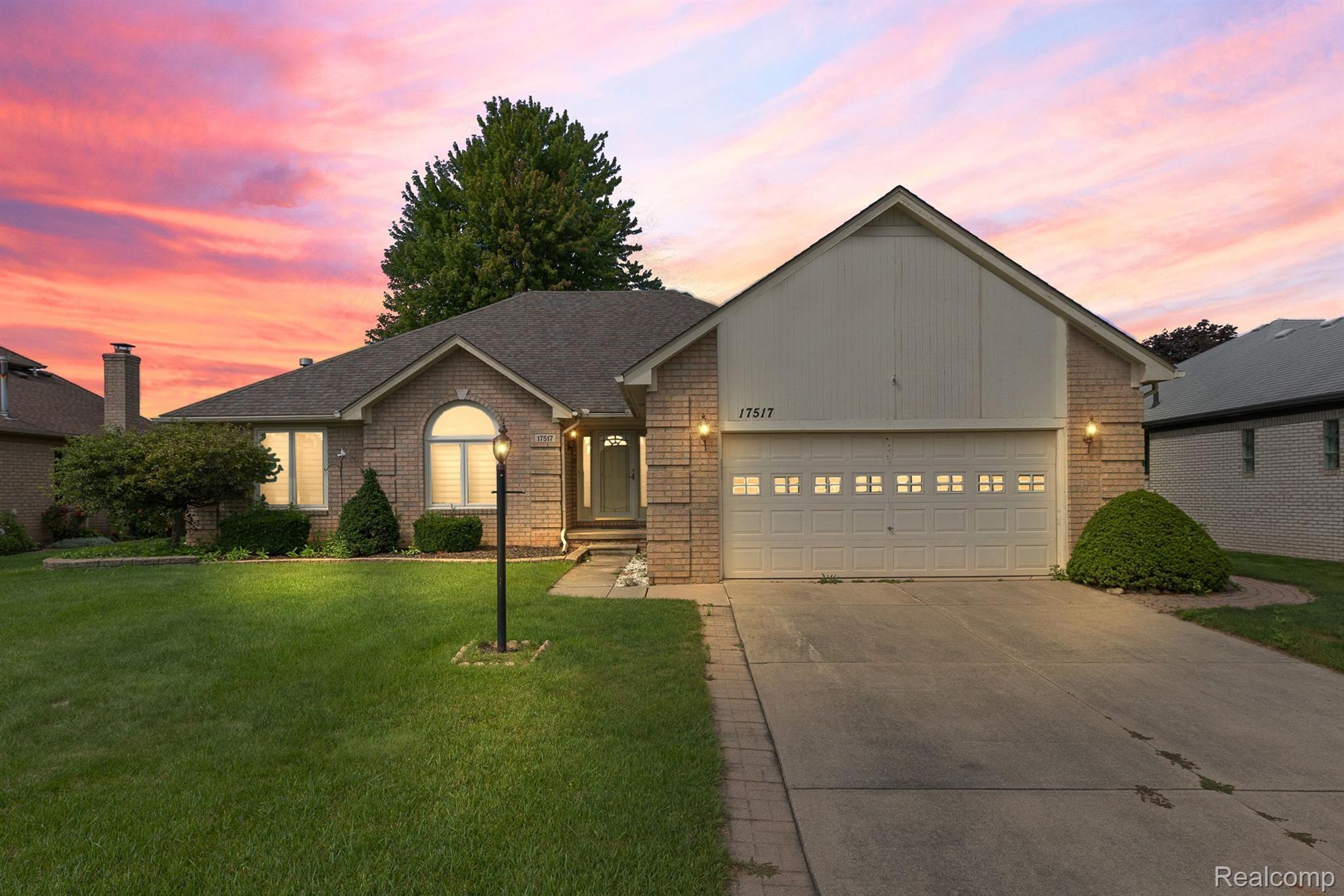 17517 SILVER MAPLE Drive