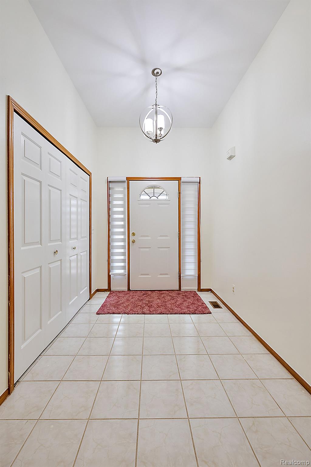 17517 SILVER MAPLE Drive