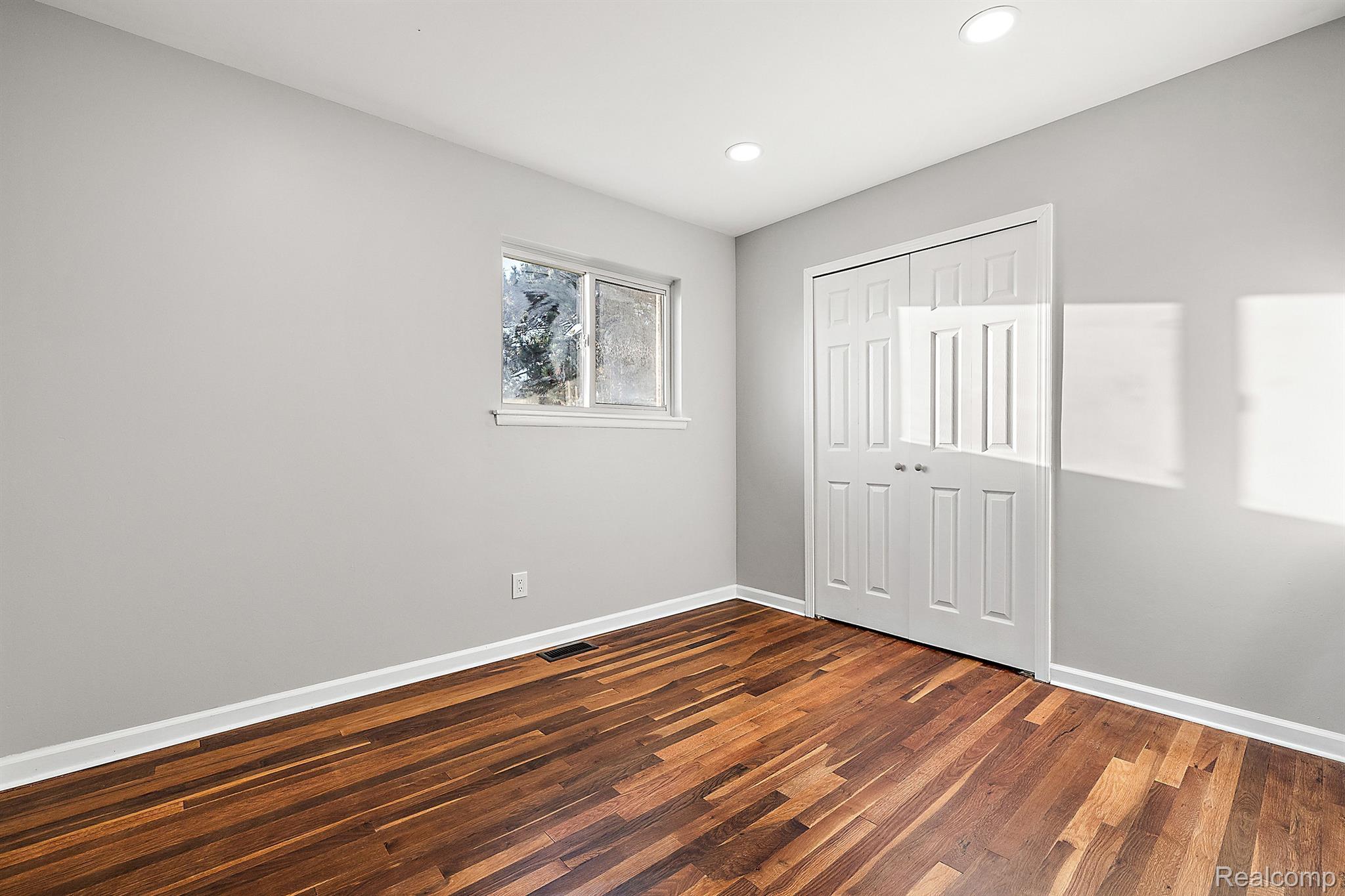 8107 WILLESDON Square