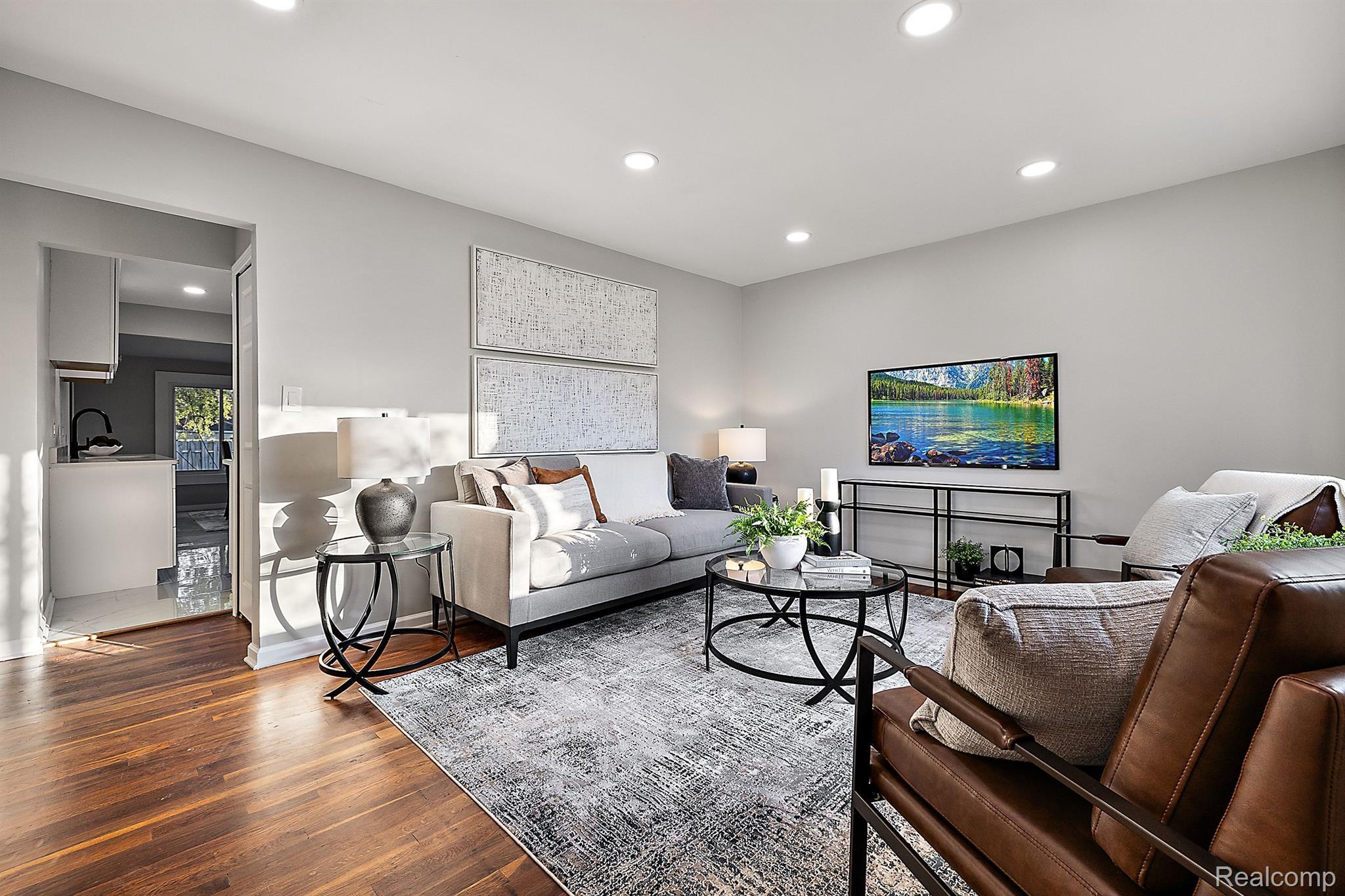 8107 WILLESDON Square