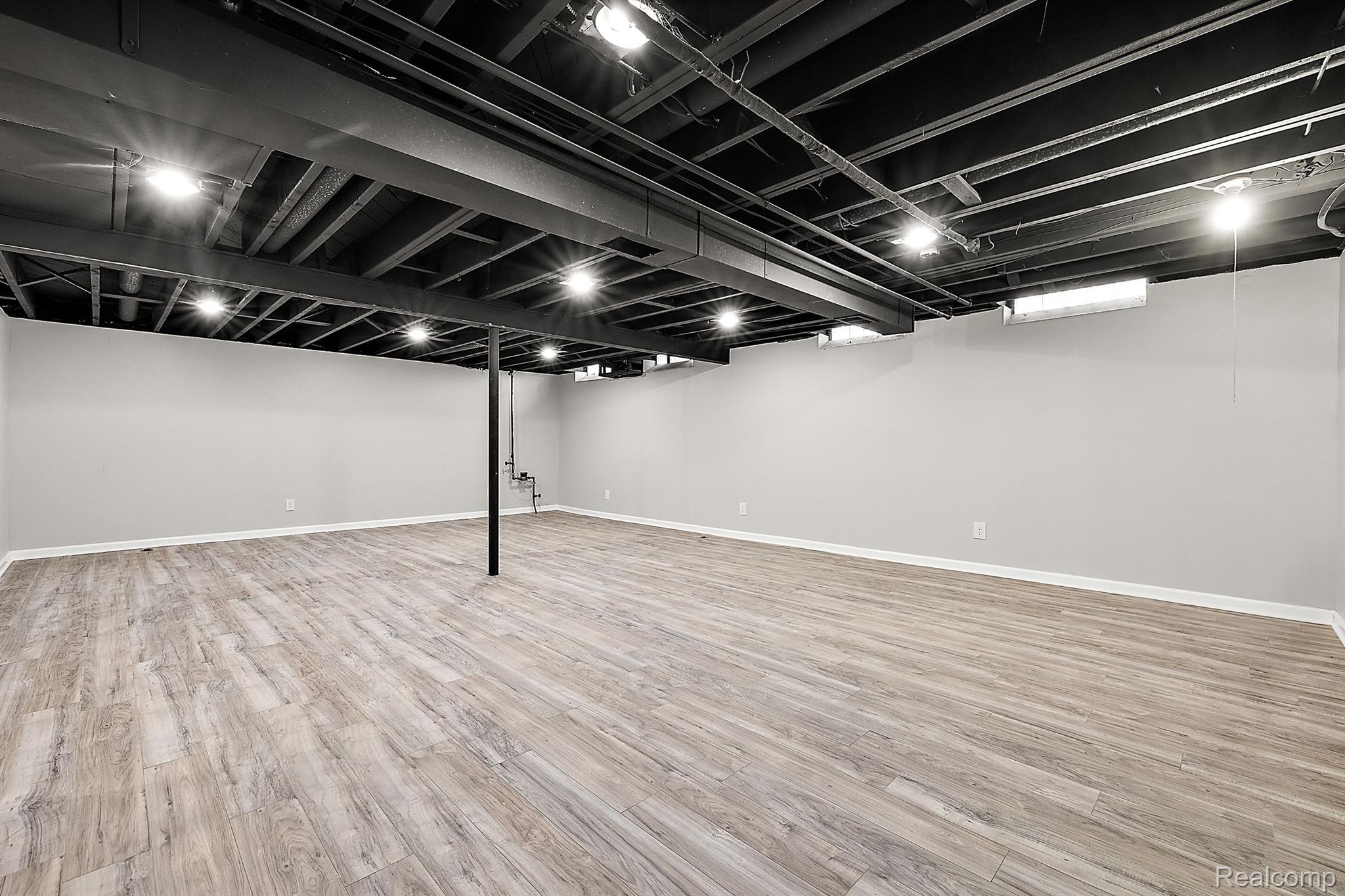 8107 WILLESDON Square