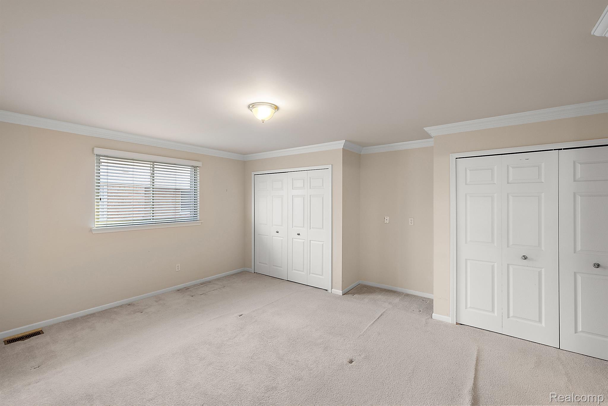 16492 WAVERLY Circle