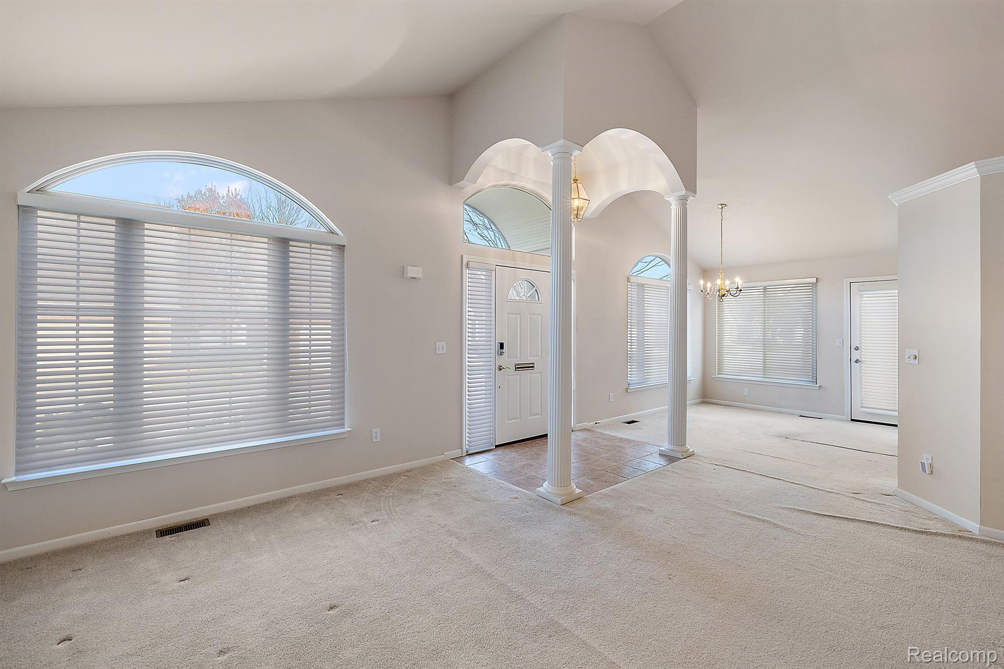 16492 WAVERLY Circle