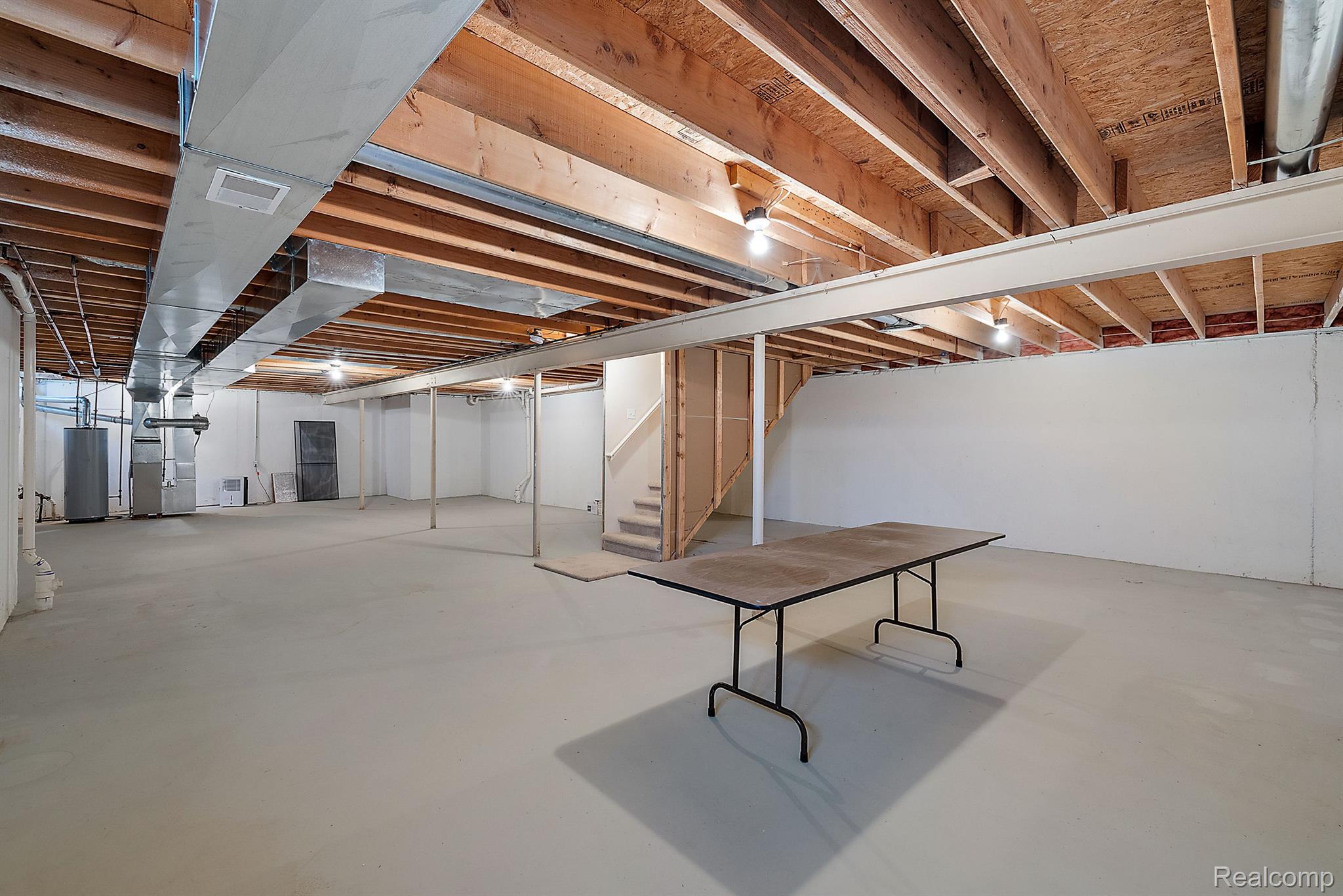 16492 WAVERLY Circle