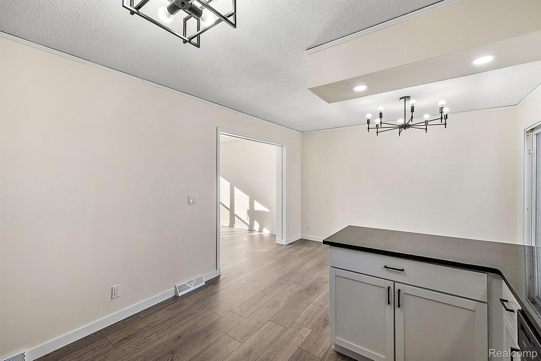 13311 LAKE POINT Boulevard