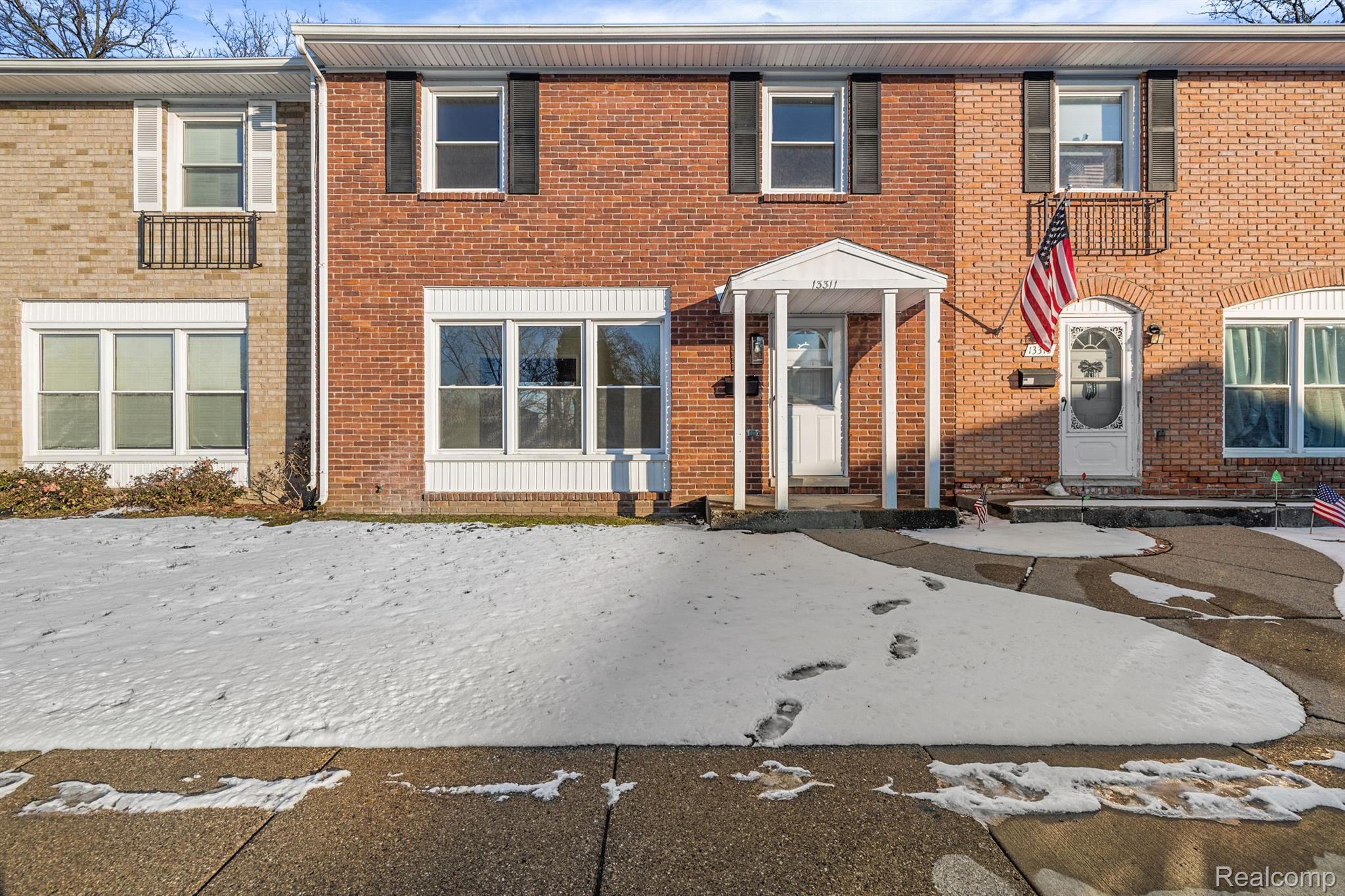 13311 LAKE POINT Boulevard