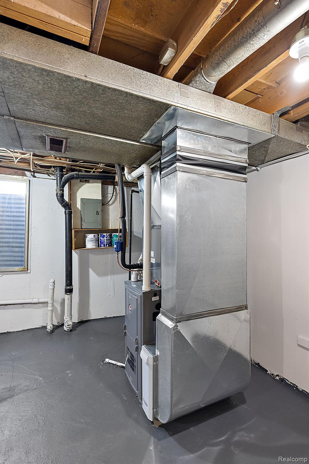 13311 LAKE POINT Boulevard