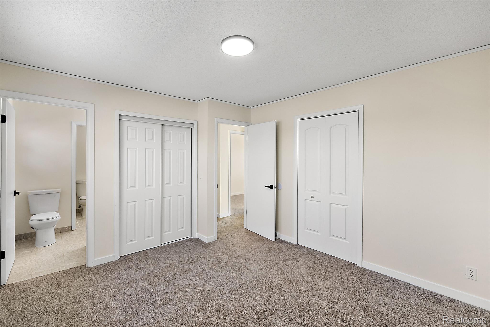 13311 LAKE POINT Boulevard