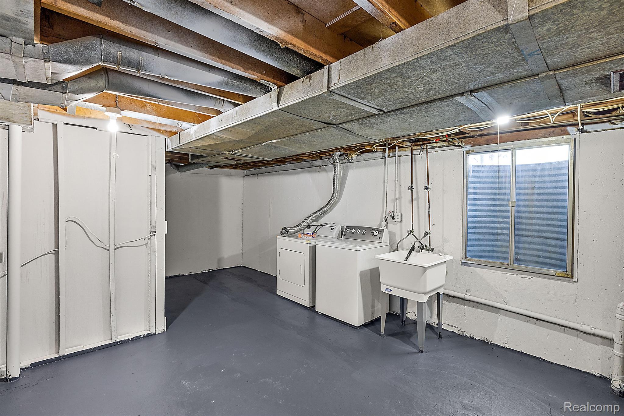 13311 LAKE POINT Boulevard