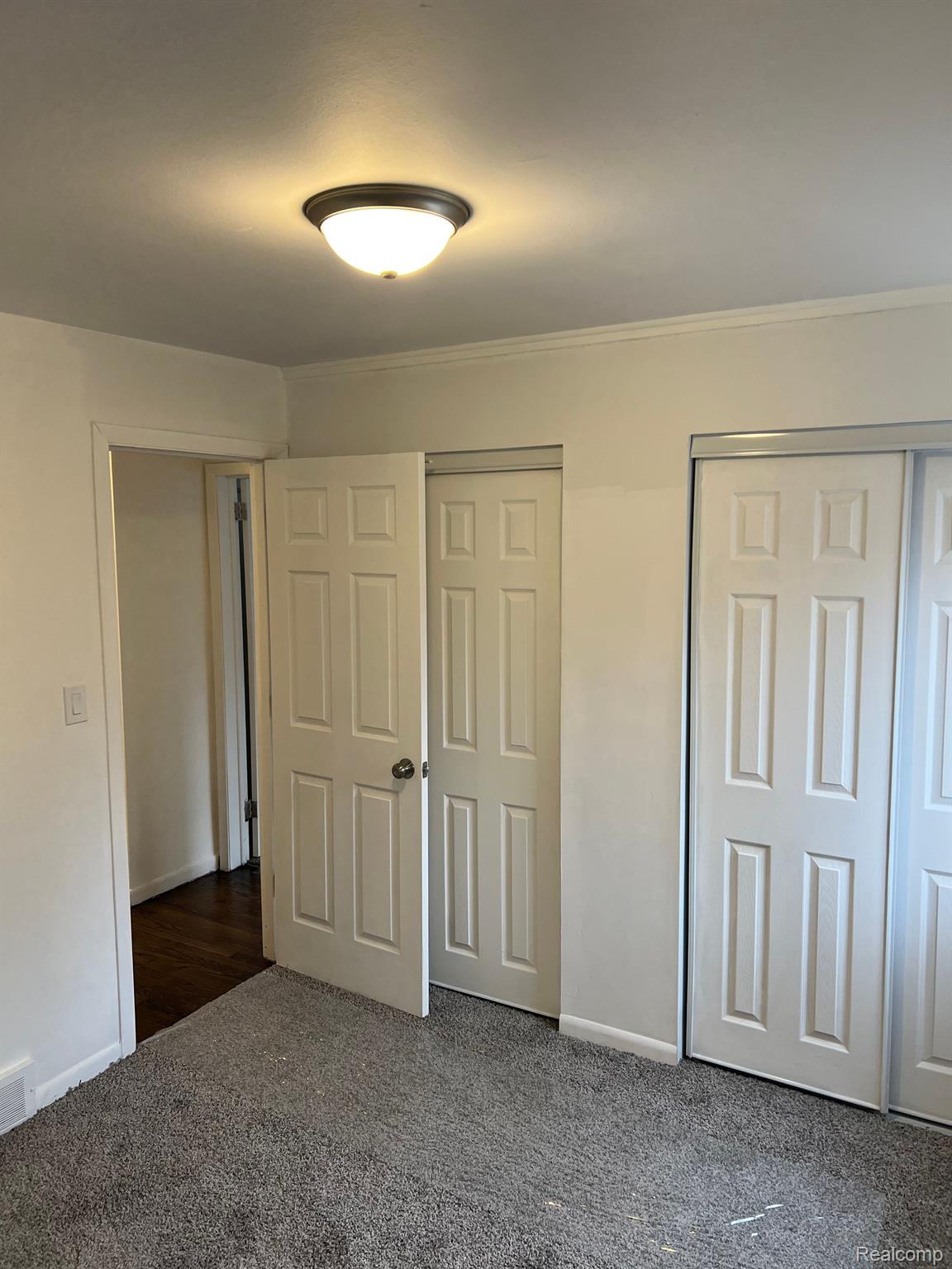 17316 MOUNT VERNON Street