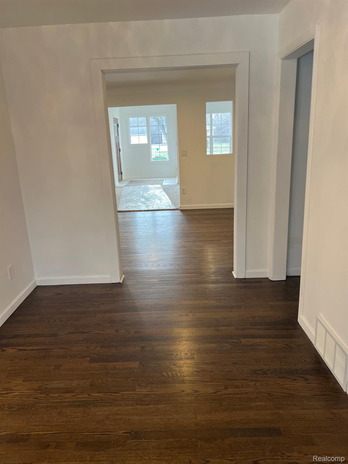 17316 MOUNT VERNON Street