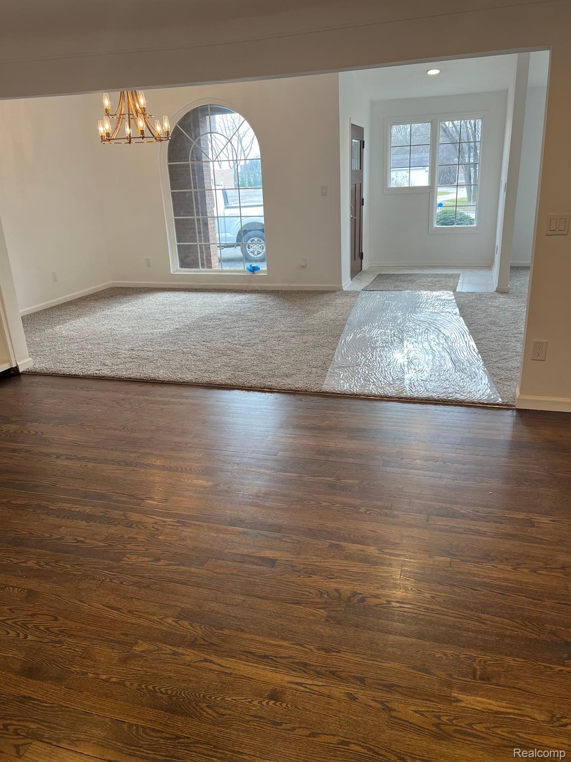 17316 MOUNT VERNON Street