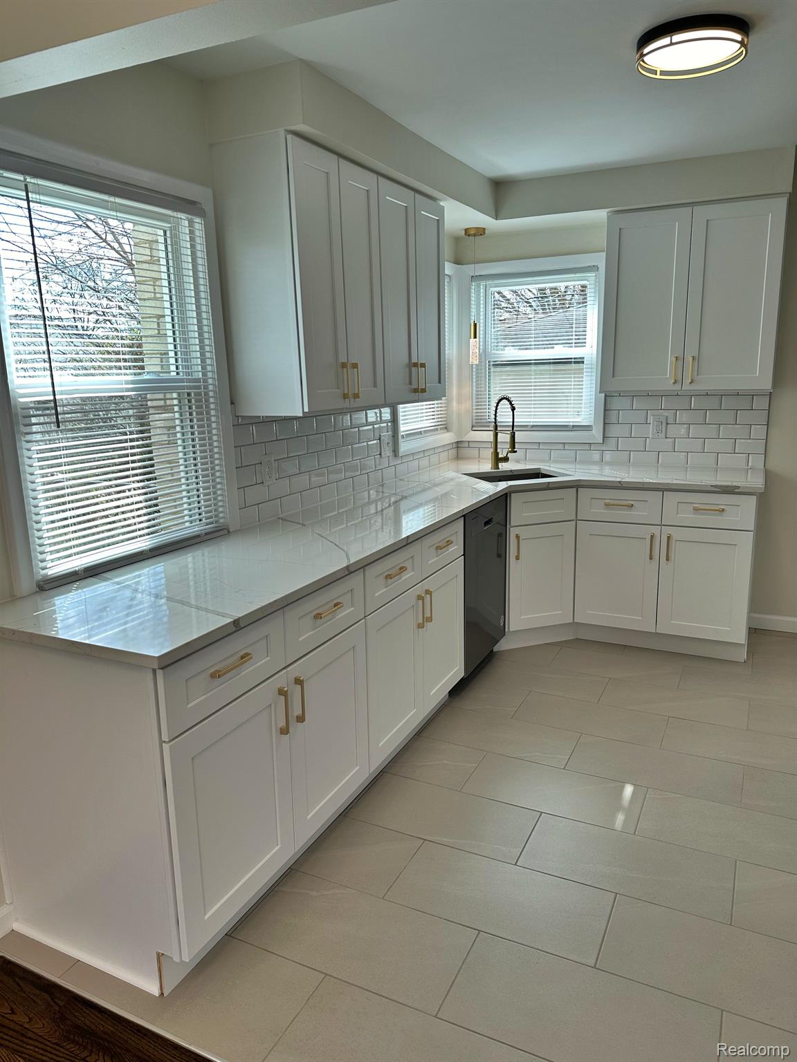 29653 MACINTYRE Street