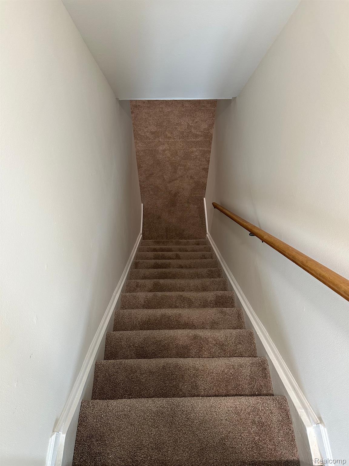 29653 MACINTYRE Street