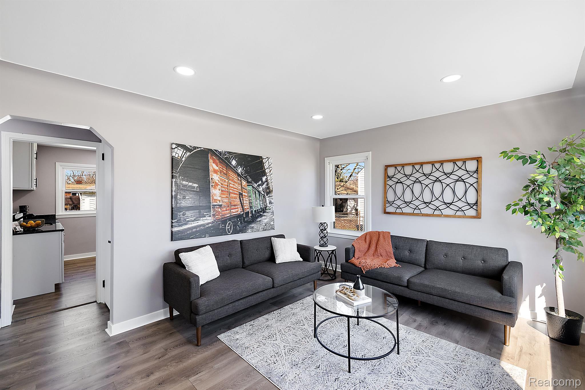 27271 DEMRICK Street