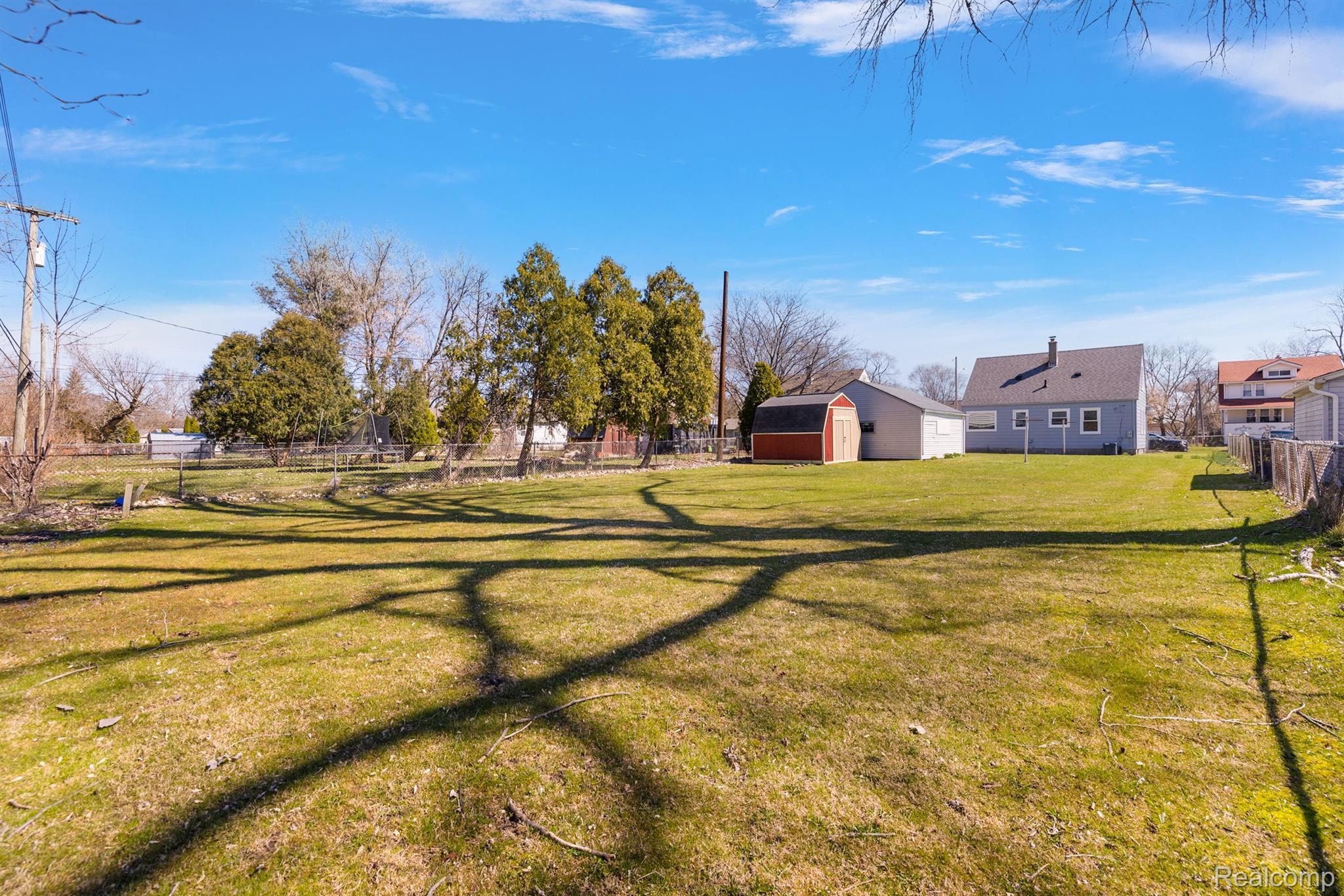 27271 DEMRICK Street