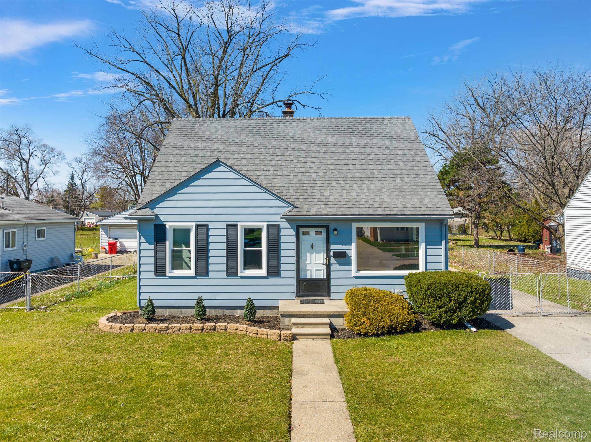 27271 DEMRICK Street