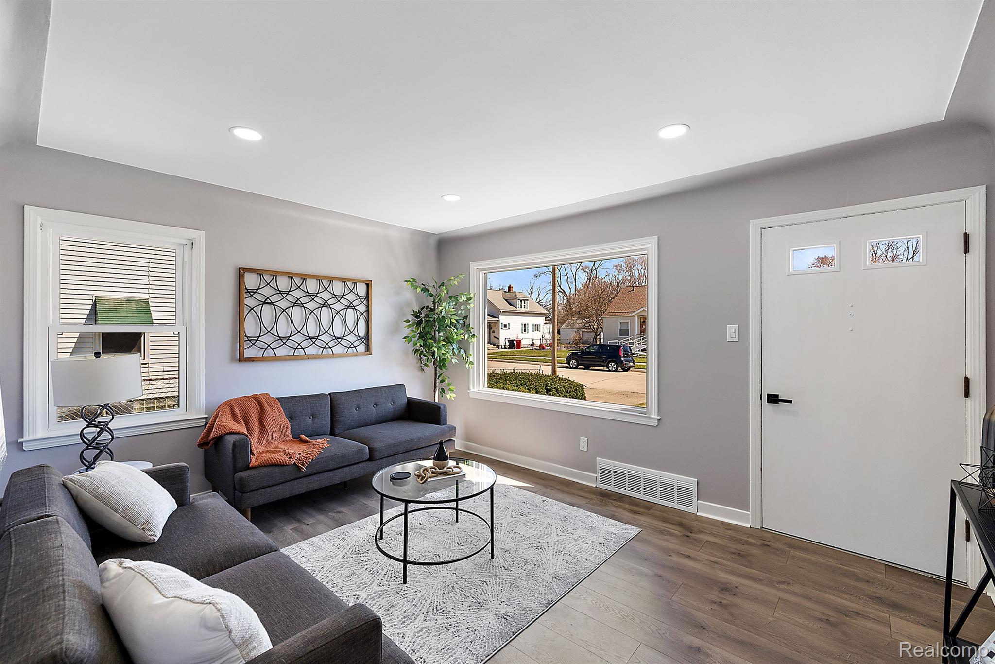 27271 DEMRICK Street