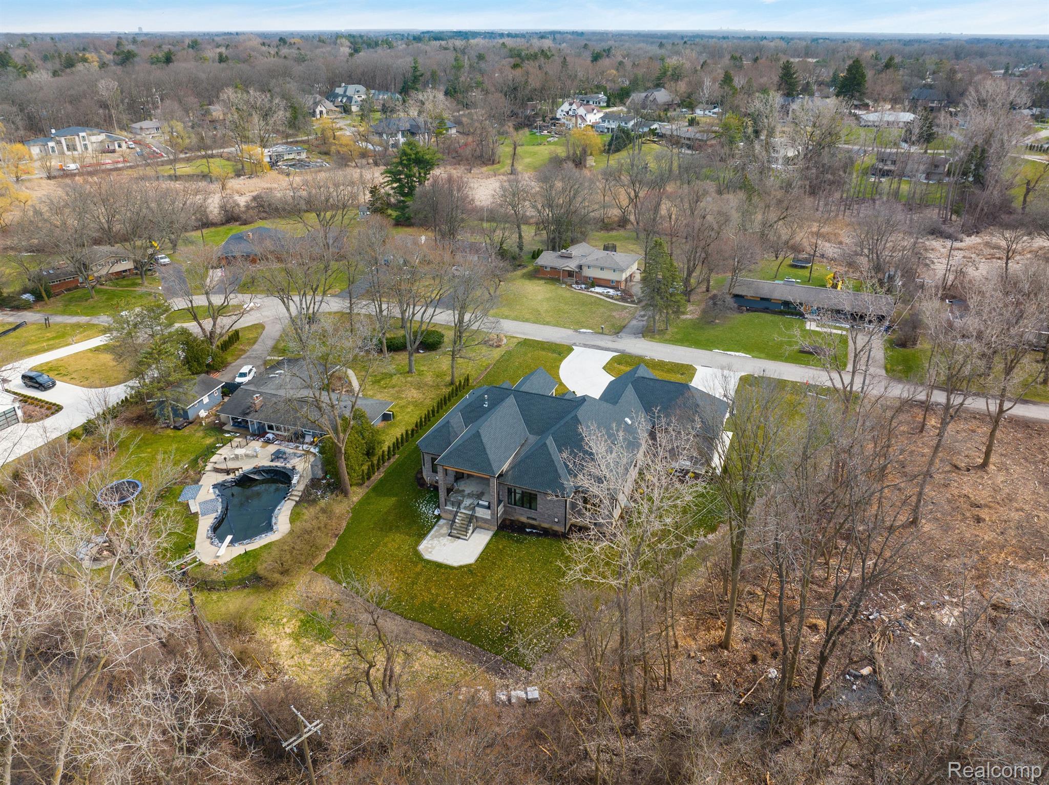 960 Dedham Court