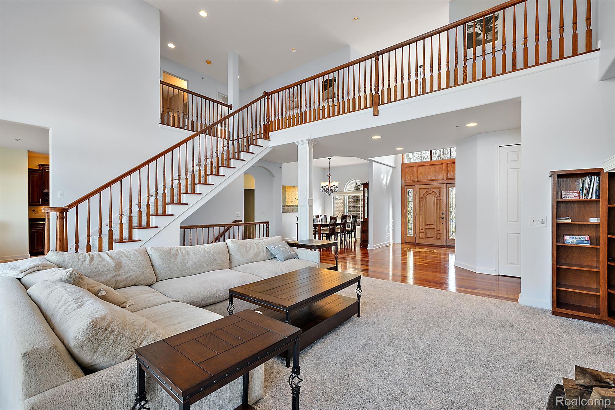 4214 Bay Shores Drive