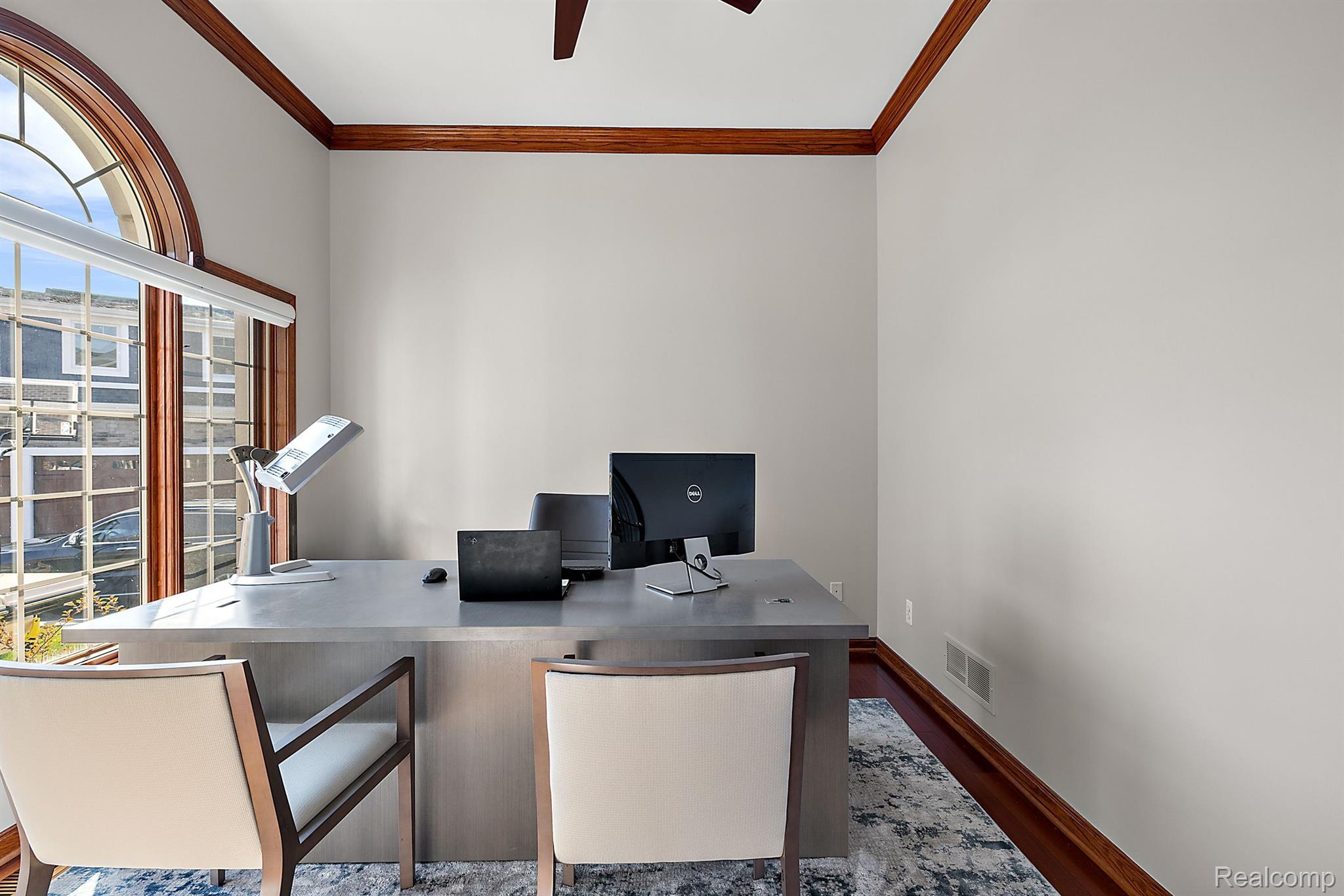 4214 Bay Shores Drive