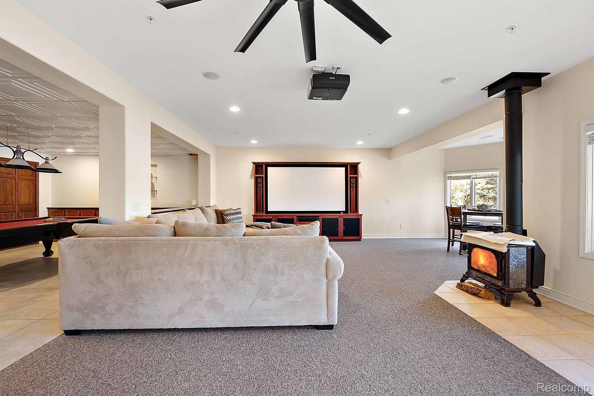 4214 Bay Shores Drive