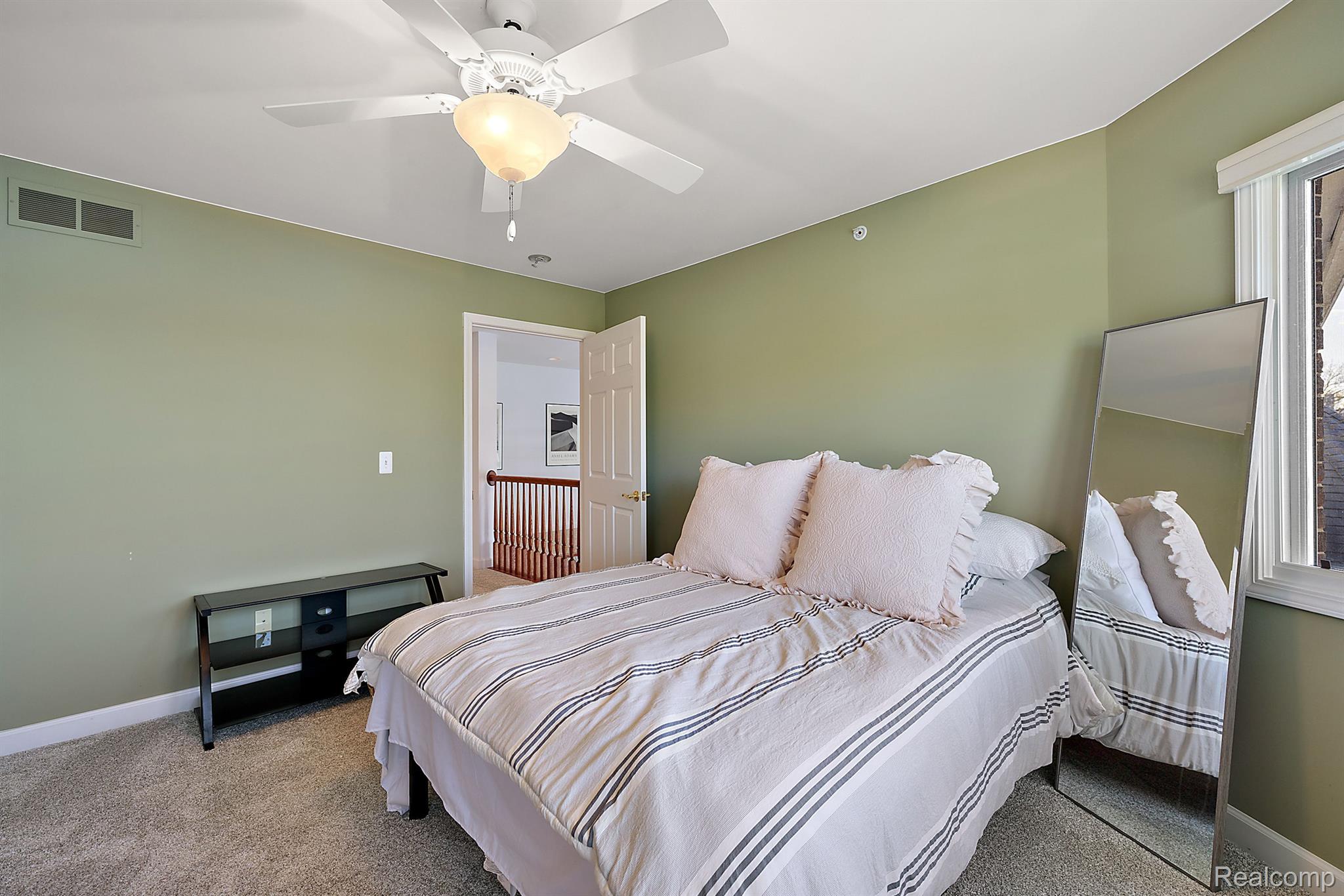 4214 Bay Shores Drive