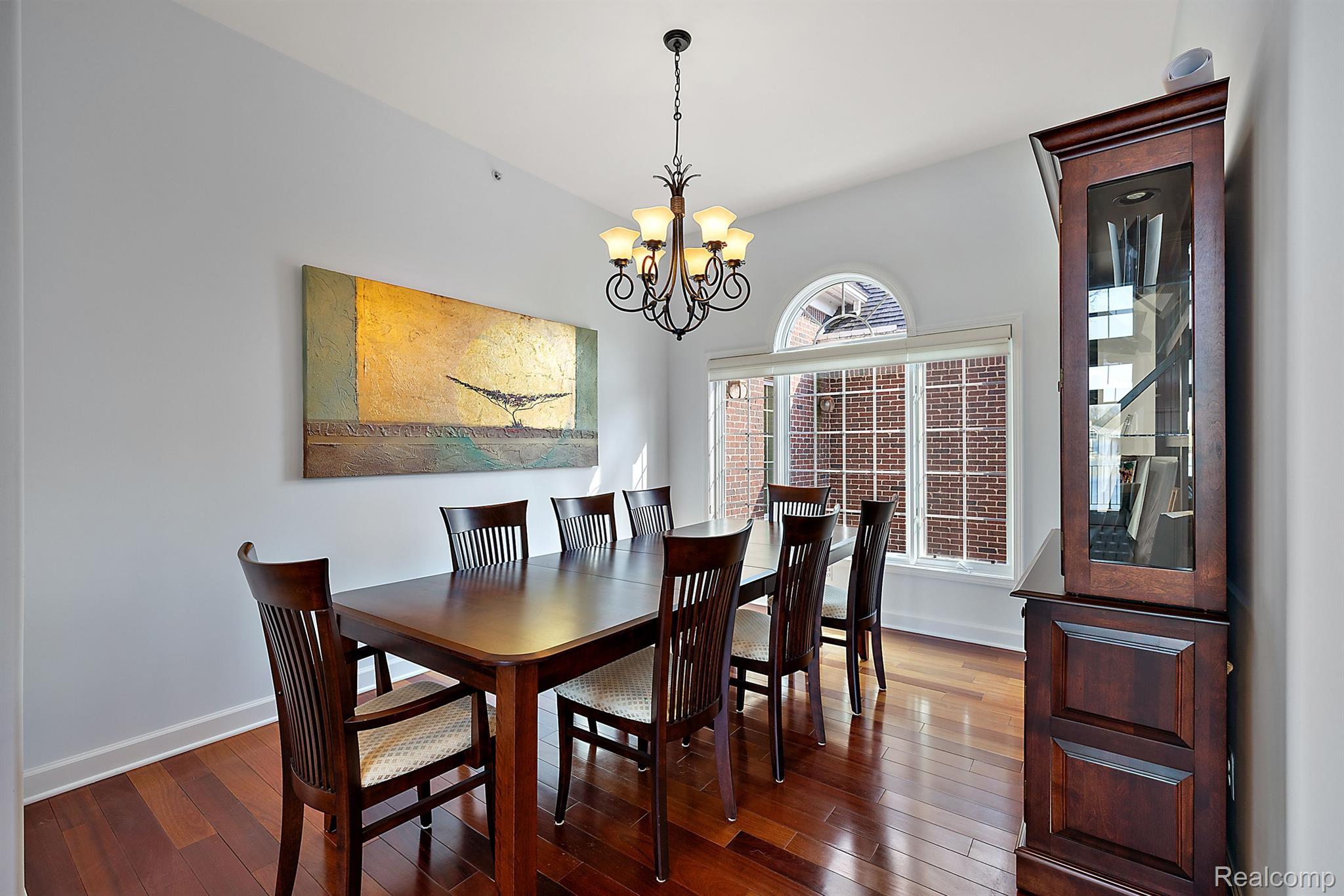 4214 Bay Shores Drive