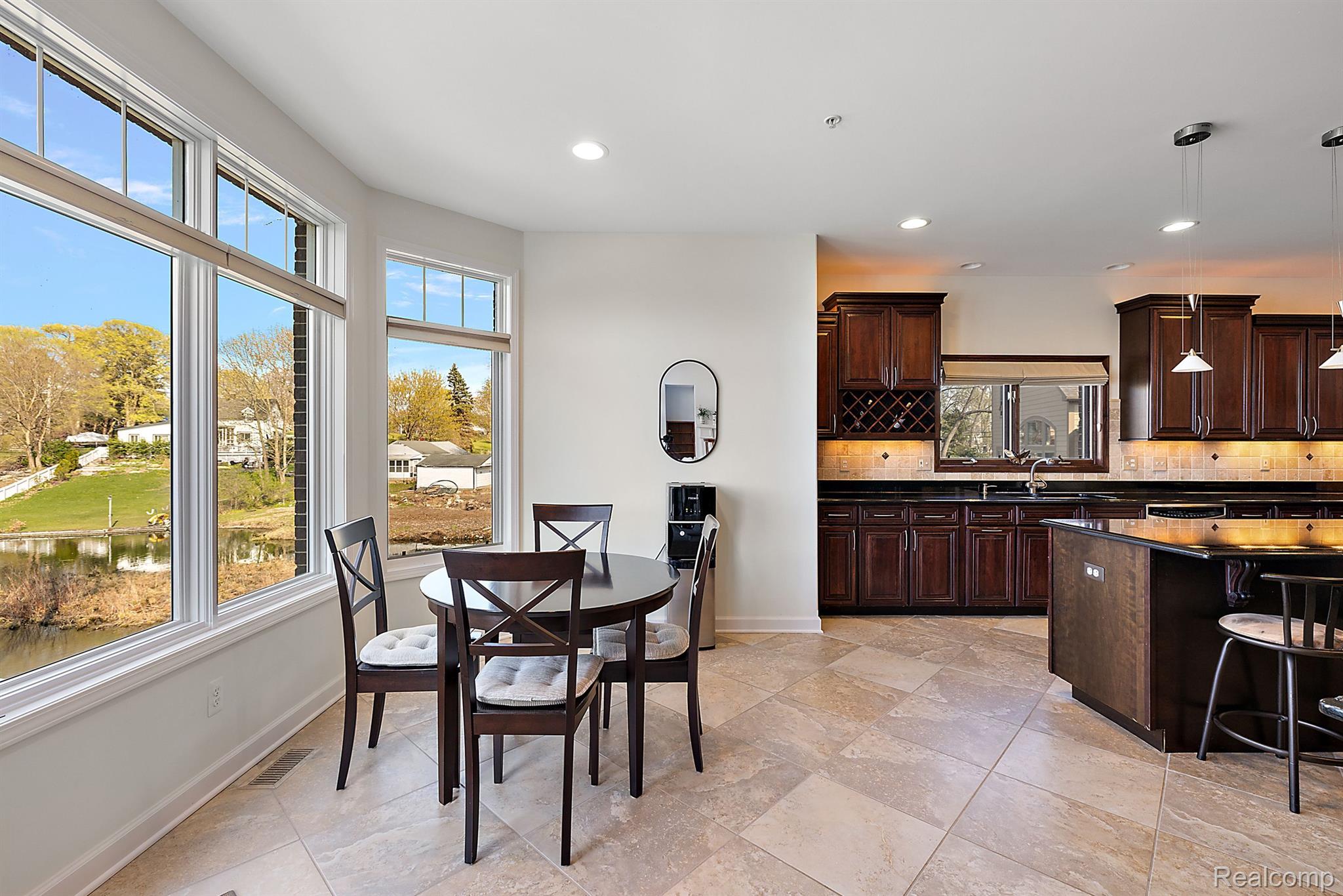 4214 Bay Shores Drive