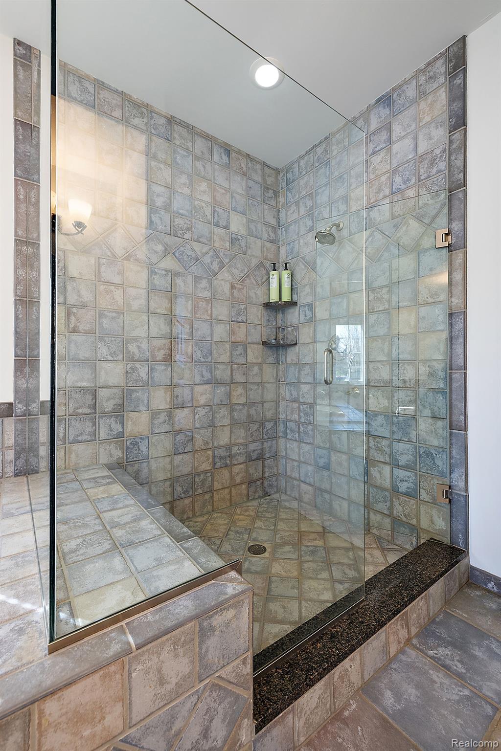 4214 Bay Shores Drive