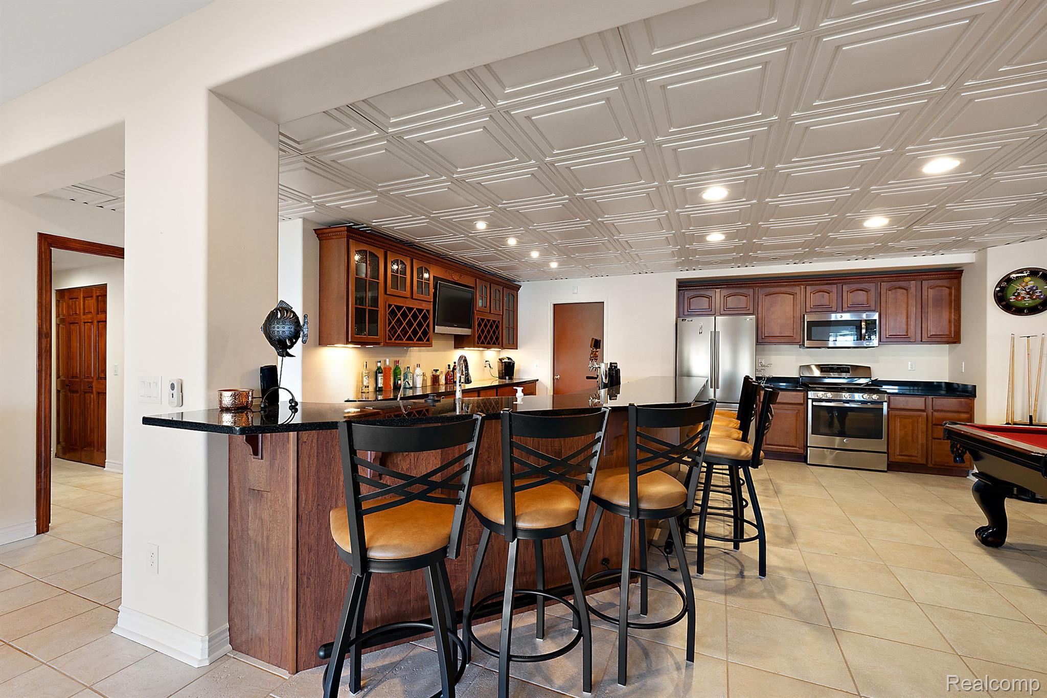 4214 Bay Shores Drive