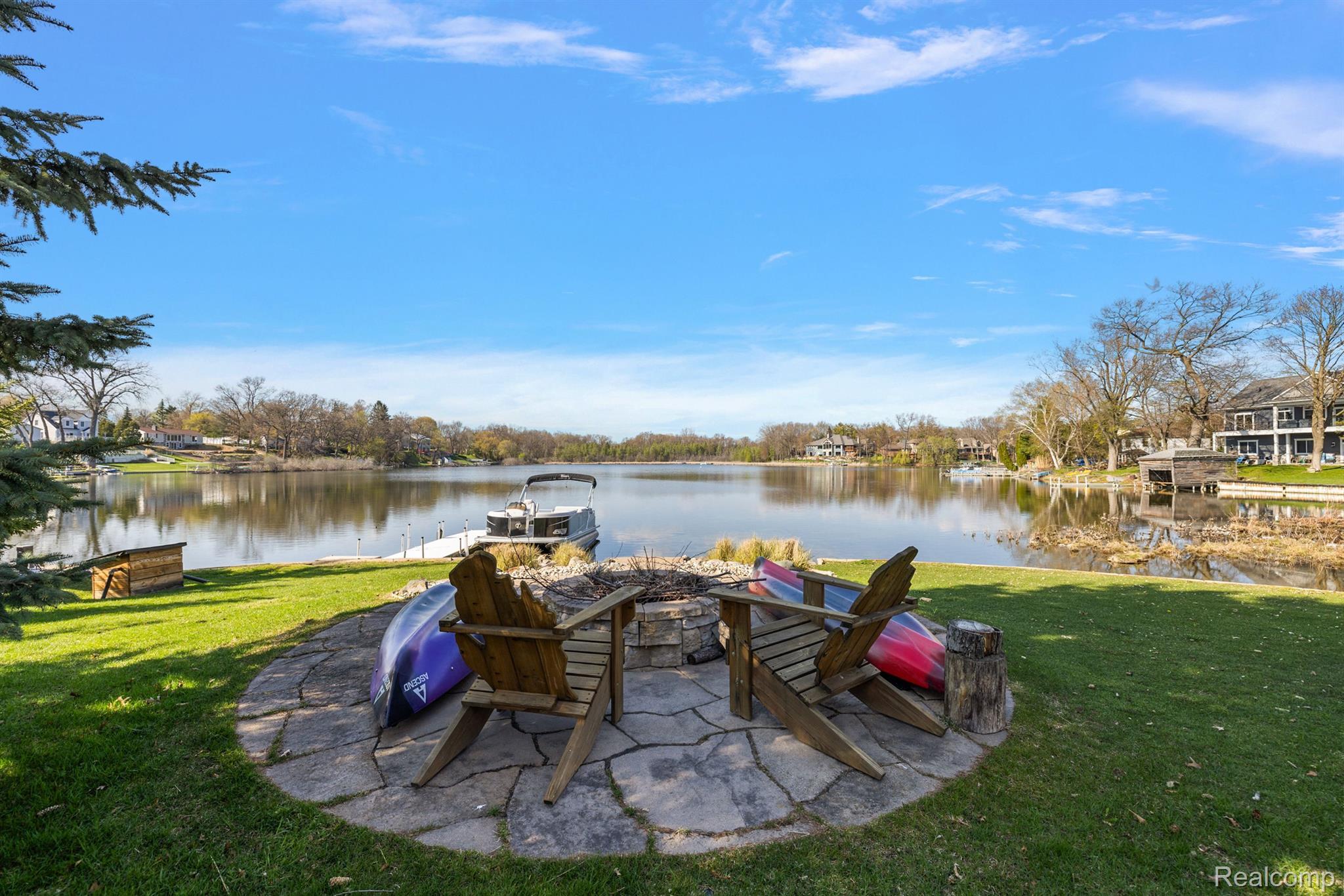 4214 Bay Shores Drive