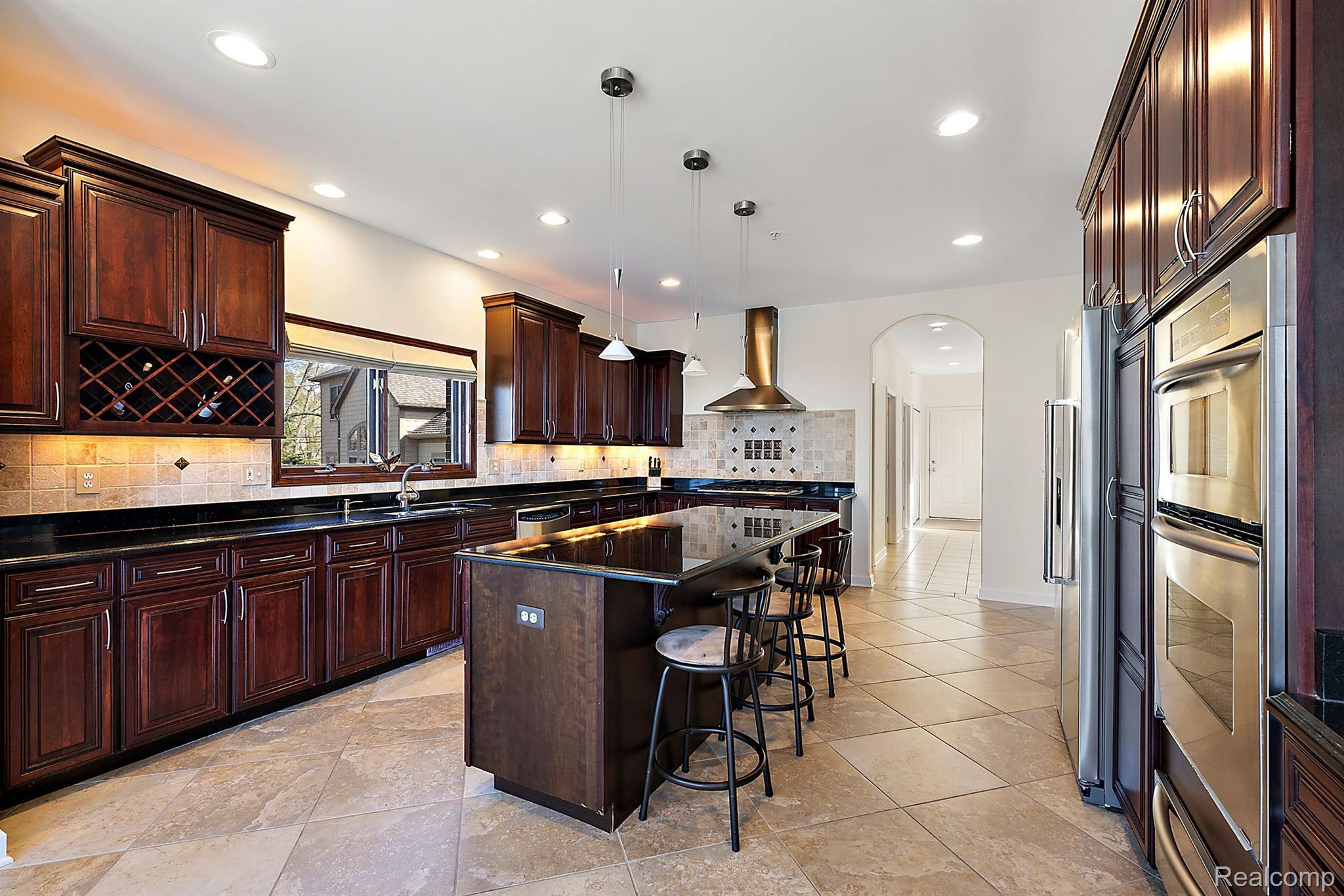 4214 Bay Shores Drive