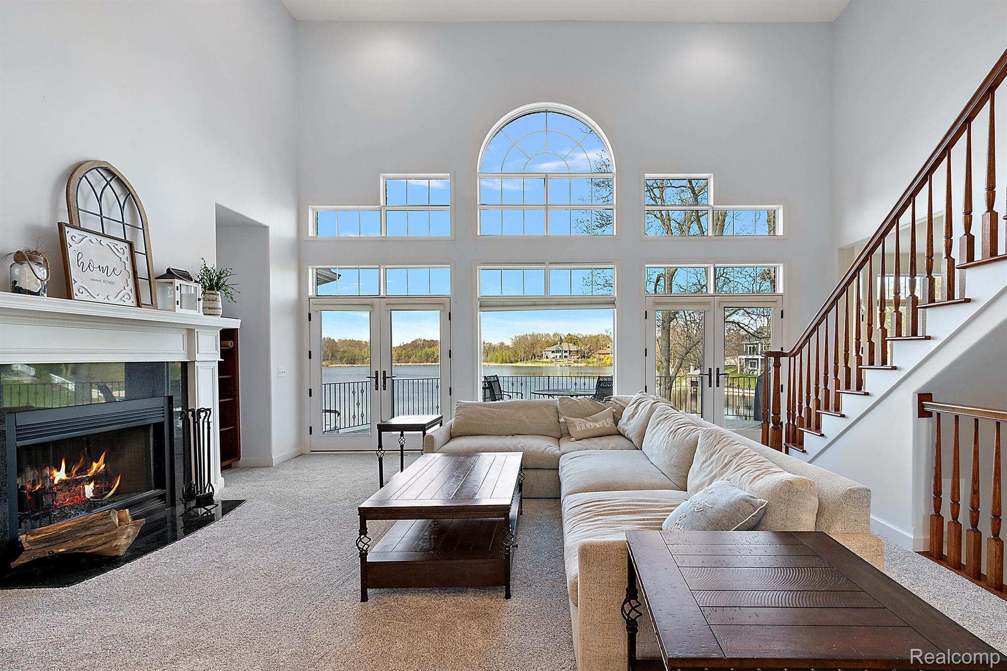 4214 Bay Shores Drive