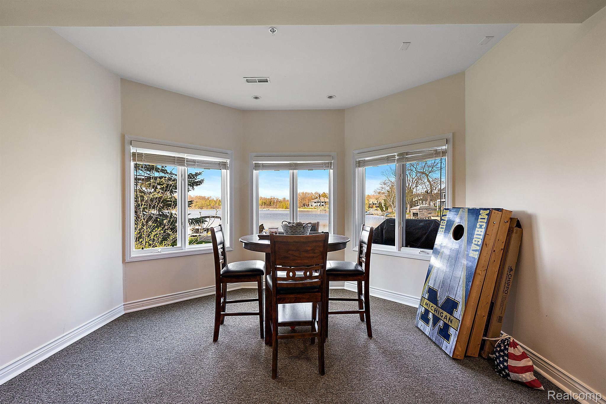 4214 Bay Shores Drive