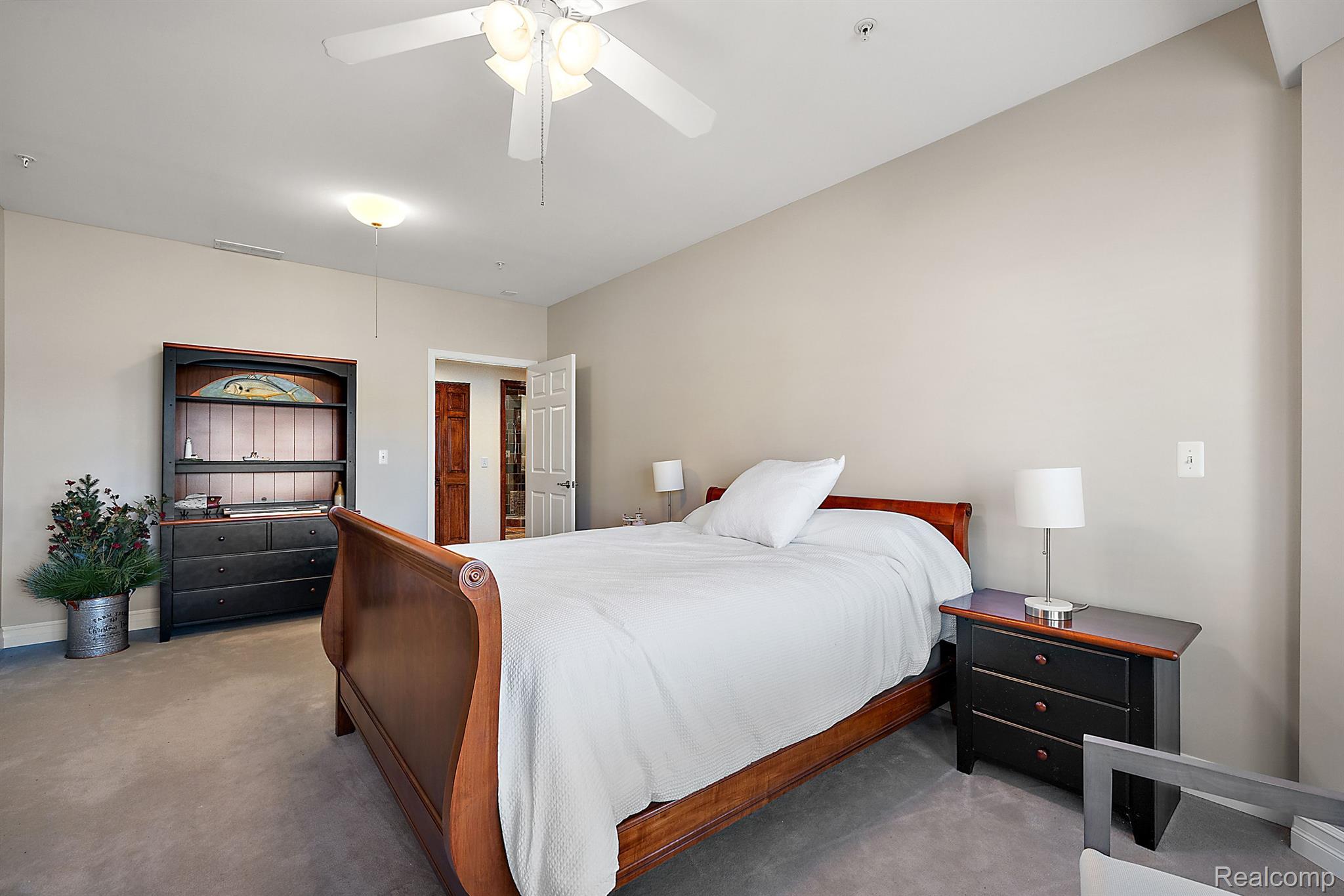 4214 Bay Shores Drive