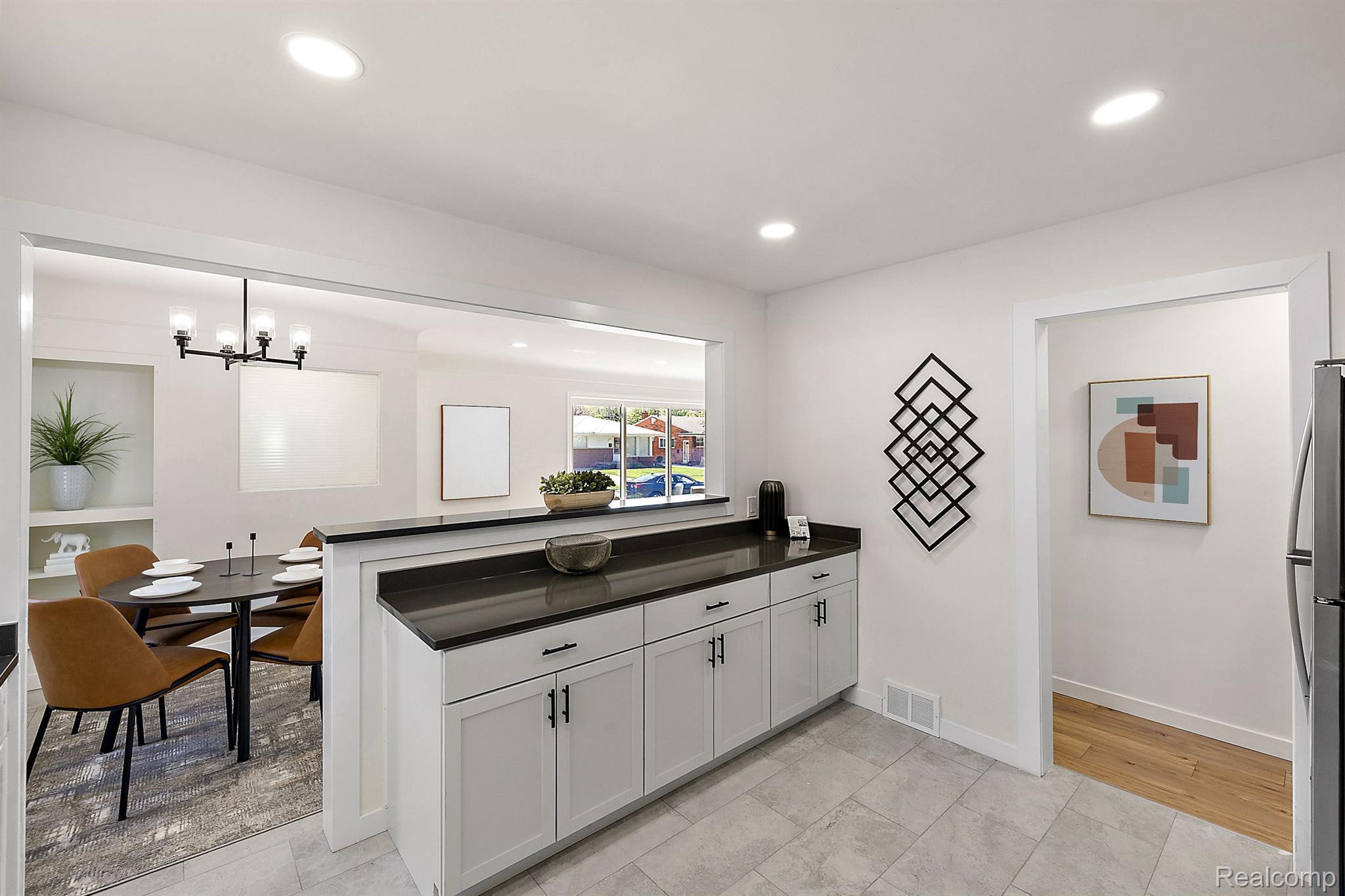 20275 HUNT CLUB Drive