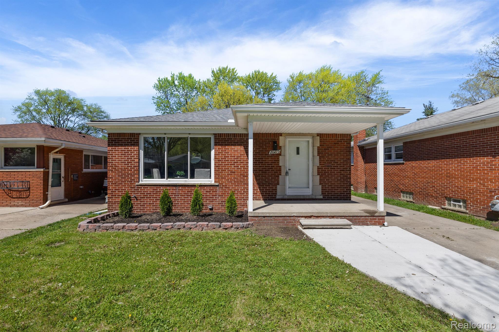 20275 HUNT CLUB Drive