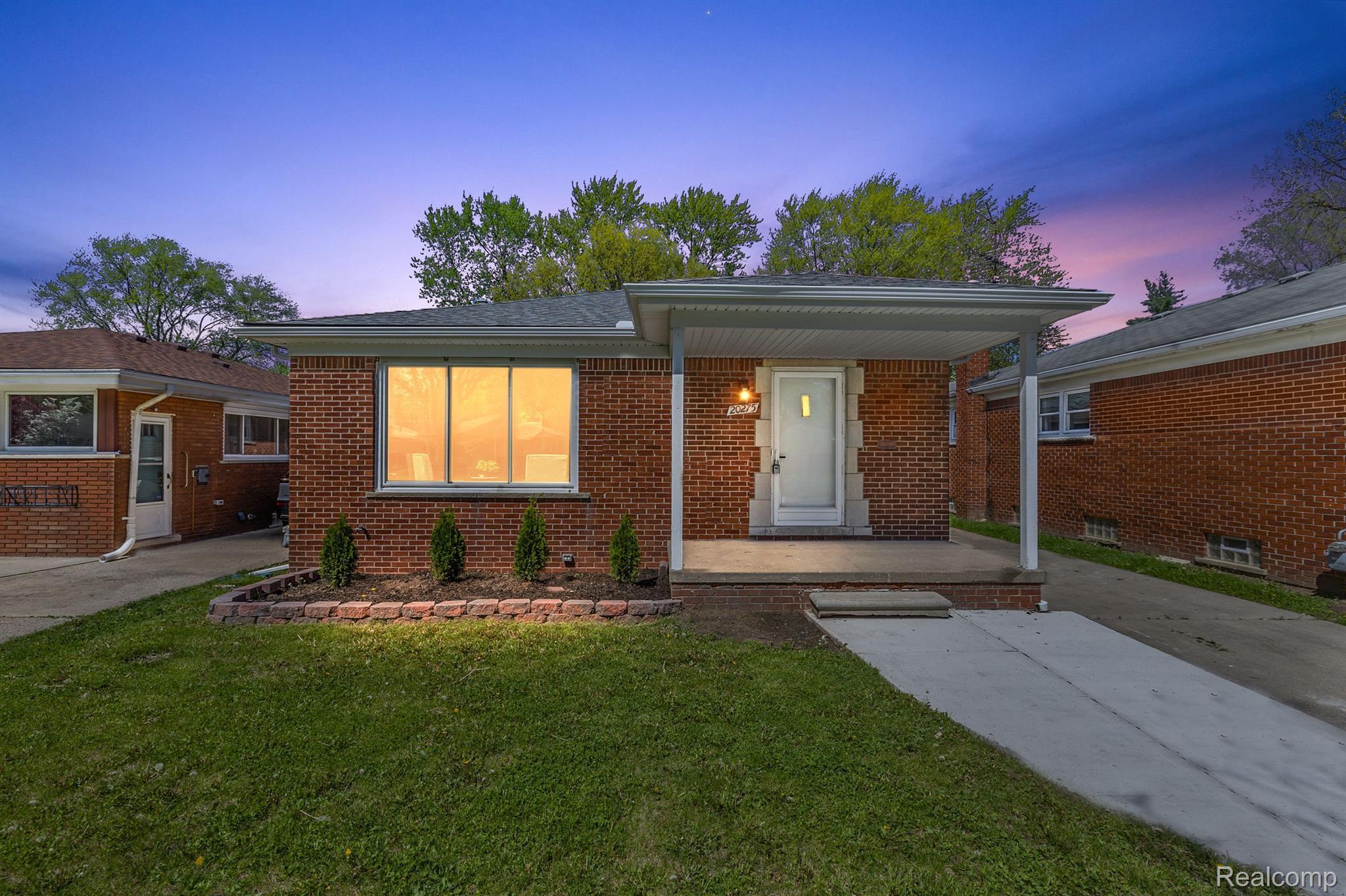 20275 HUNT CLUB Drive