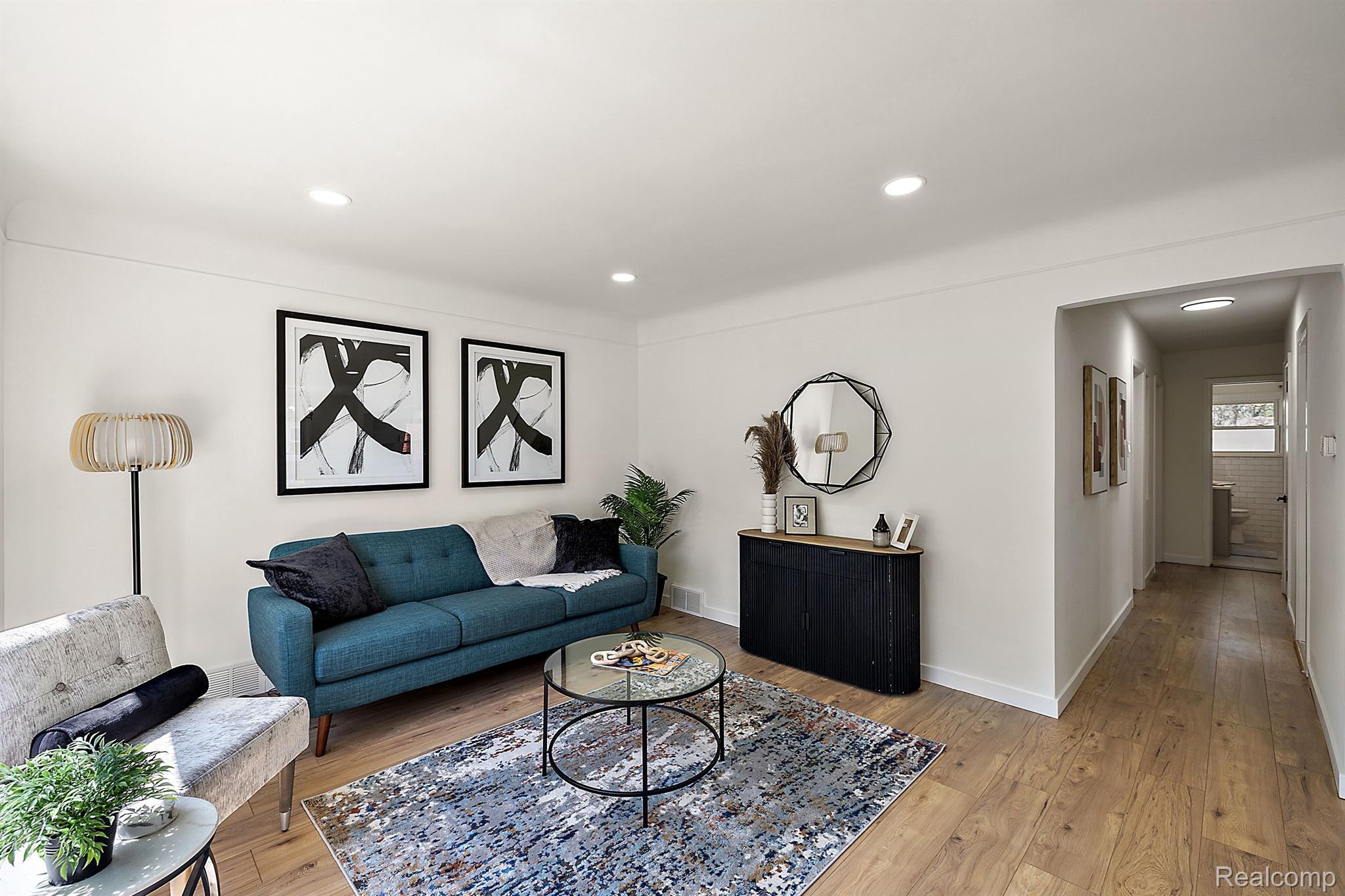 20275 HUNT CLUB Drive