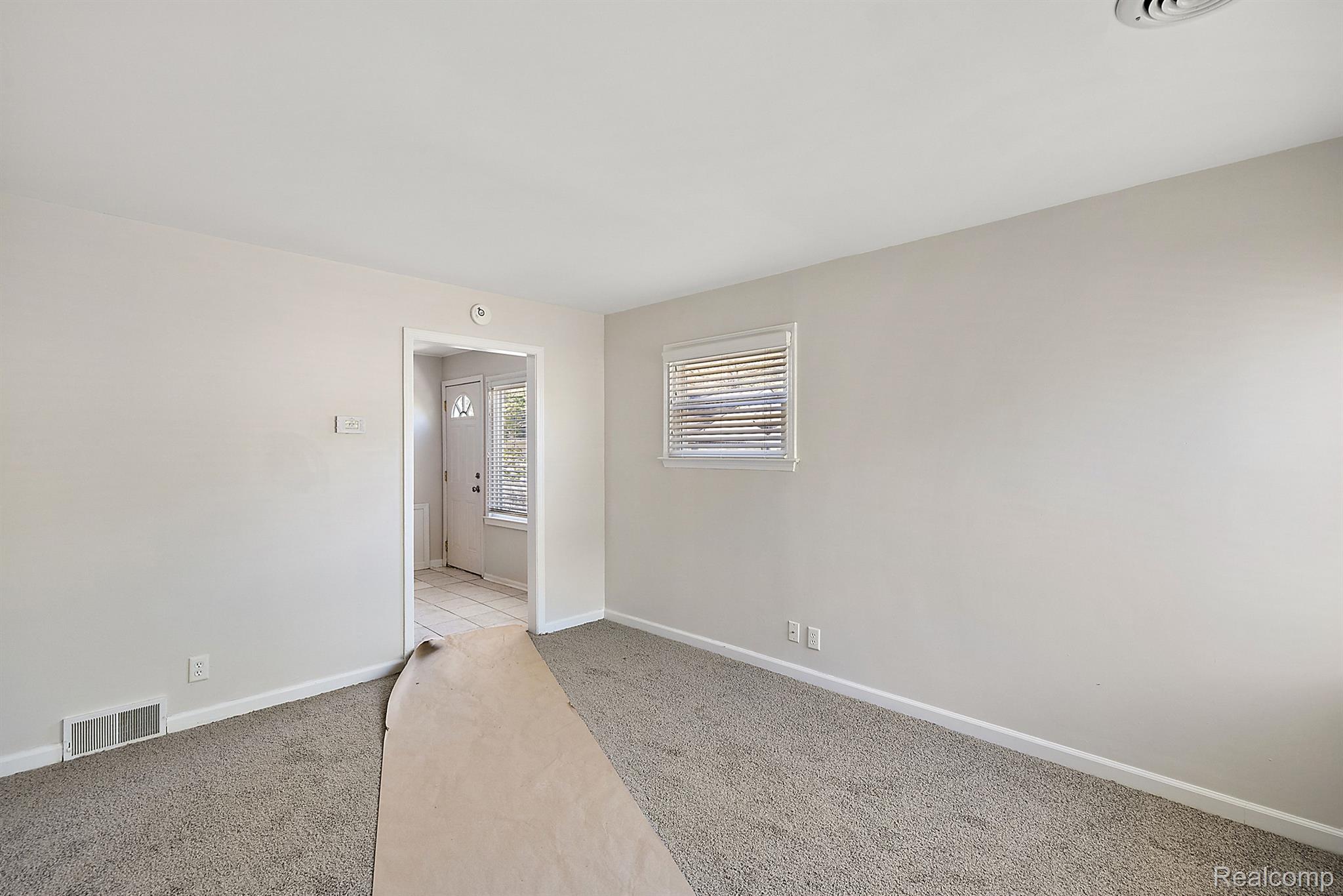 1518 E GEORGE Avenue