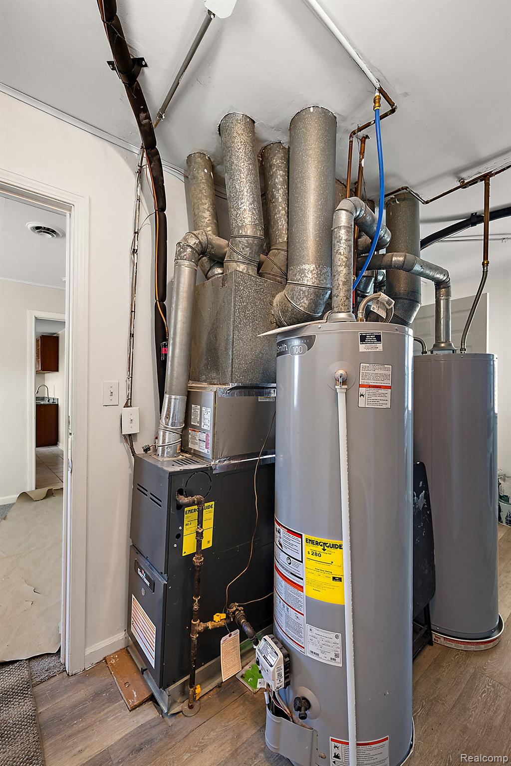 1518 E GEORGE Avenue