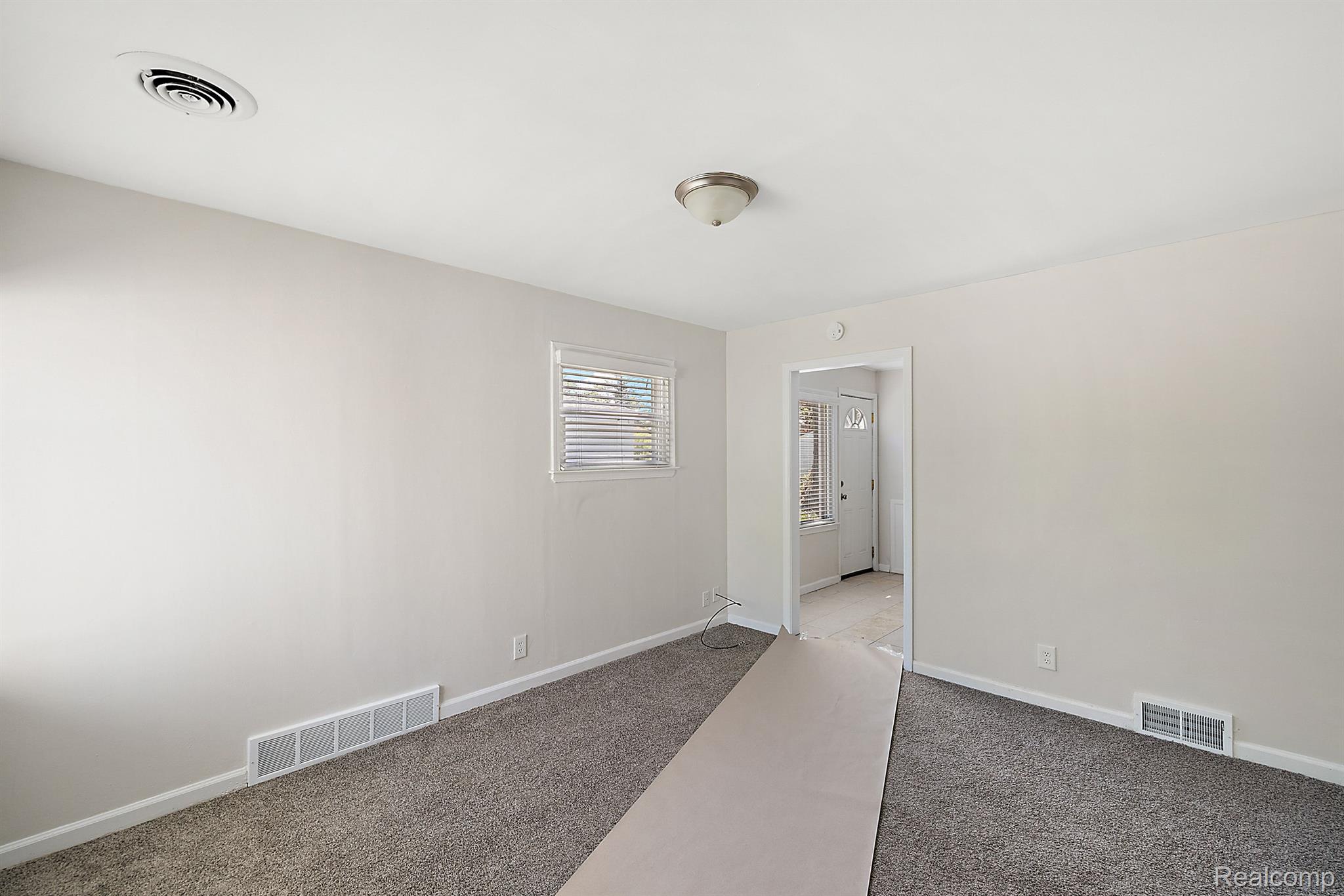 1518 E GEORGE Avenue