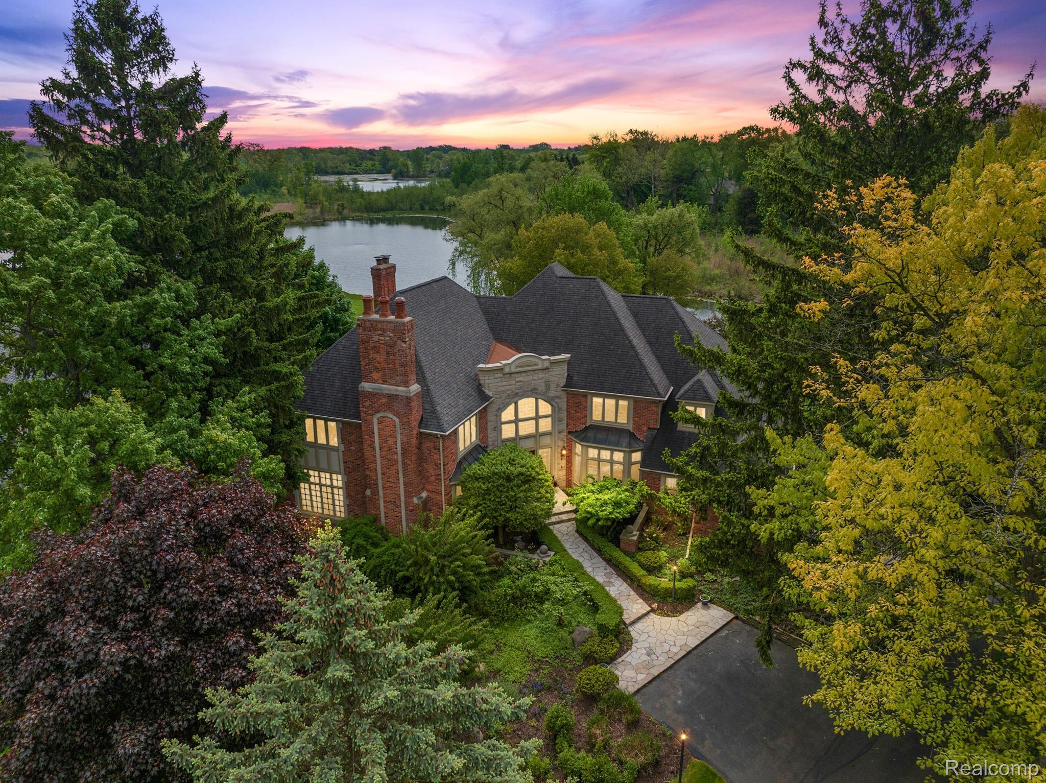 1273 Water Cliff Drive