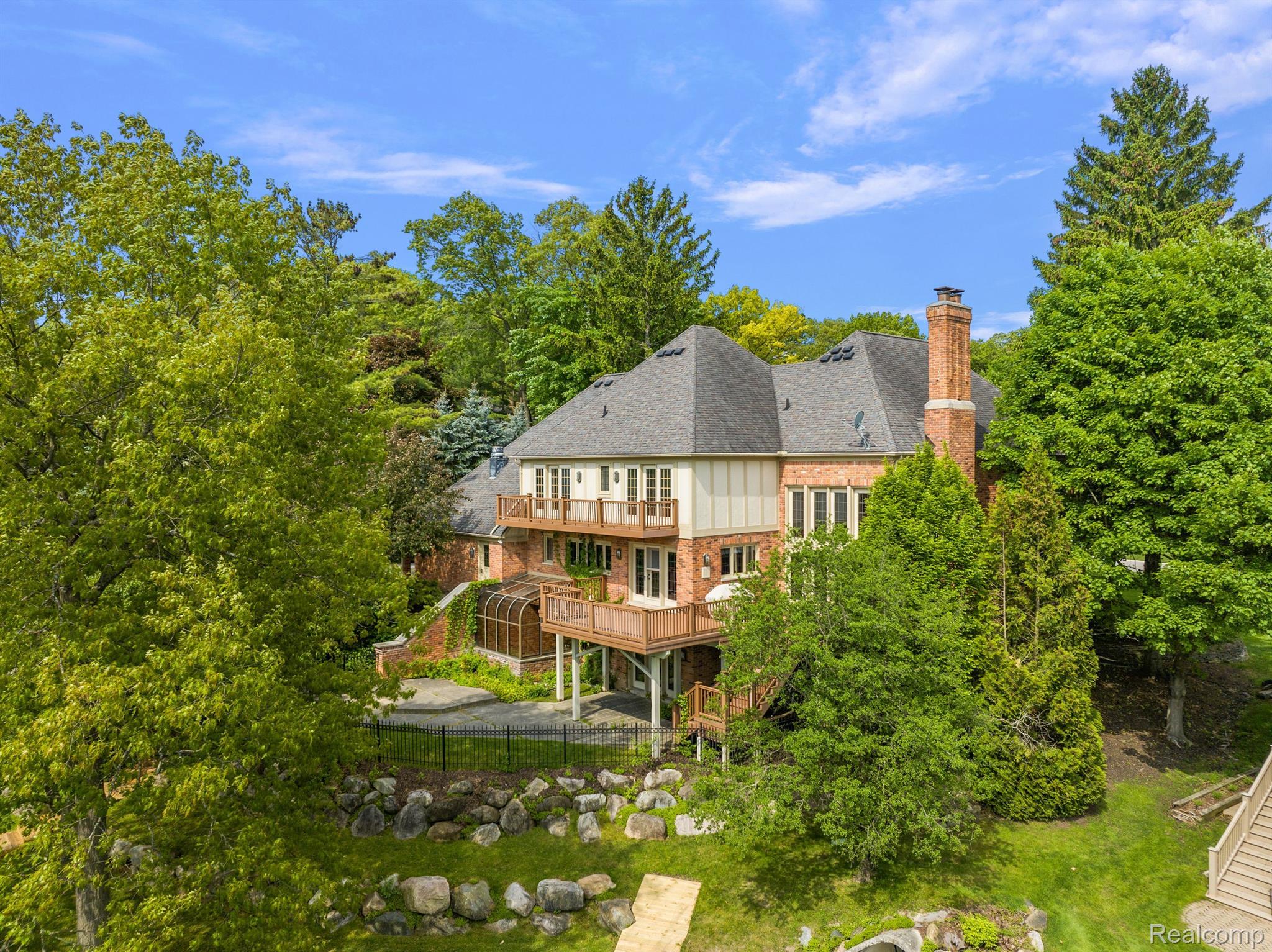 1273 Water Cliff Drive