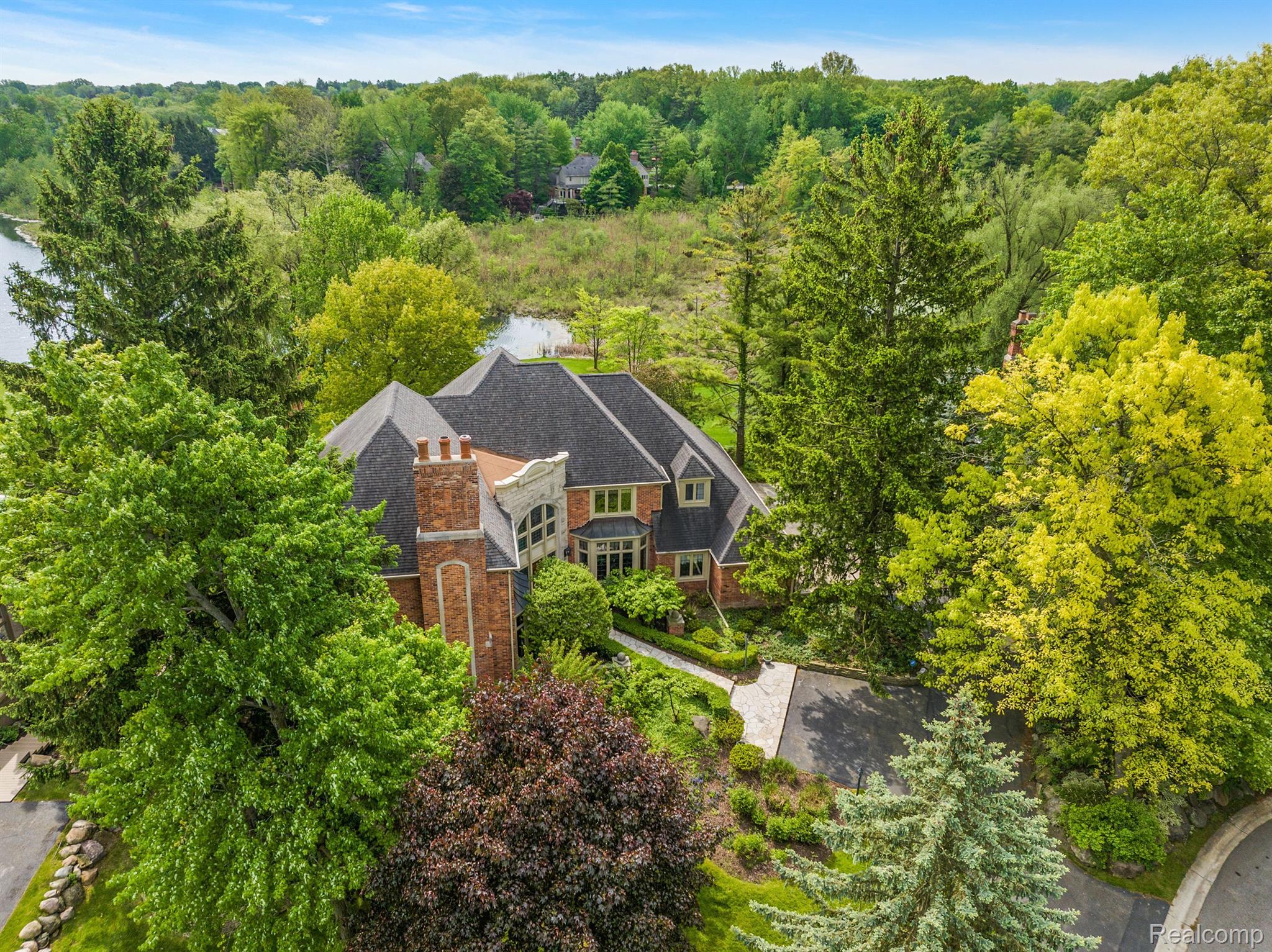 1273 Water Cliff Drive